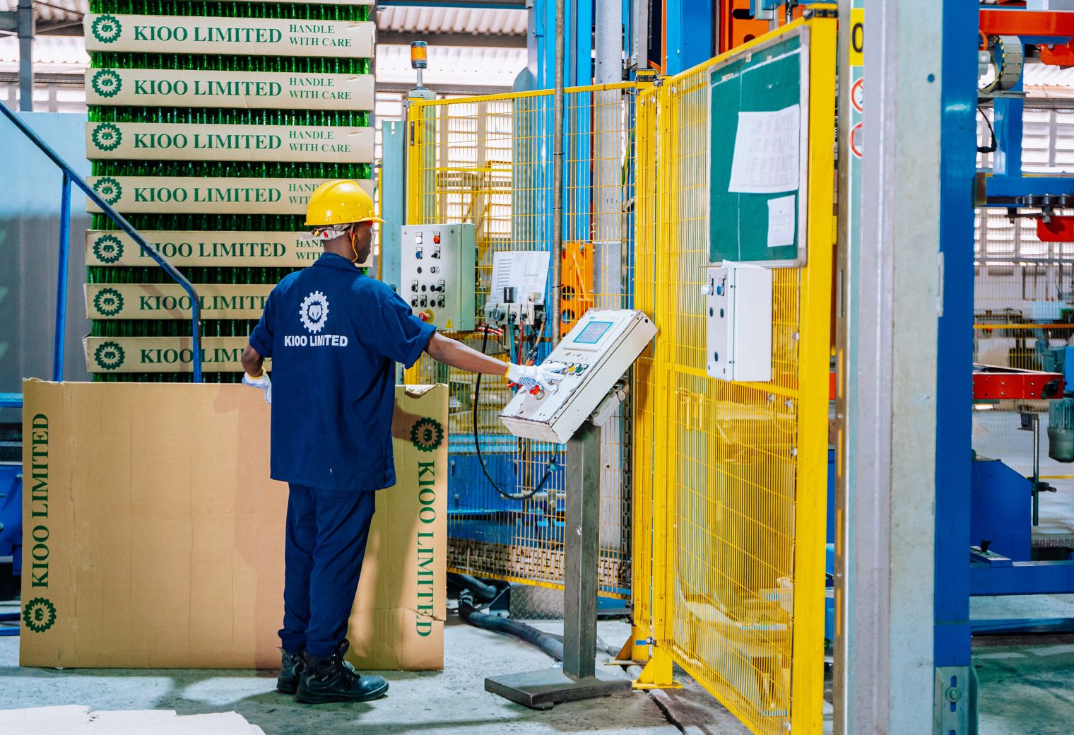 Wattisham — professional packers wrapping and boxing belongings