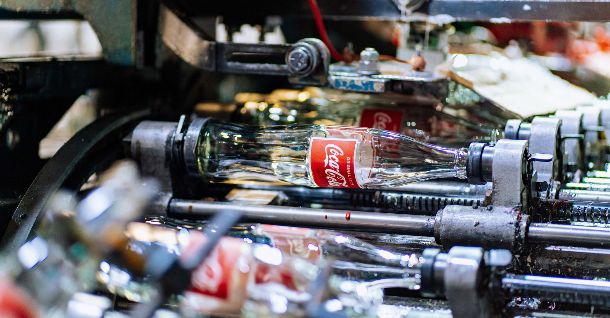 Consumer Giants Show 2027 Price Hikes, Threatening Fed's Disinflationary Path