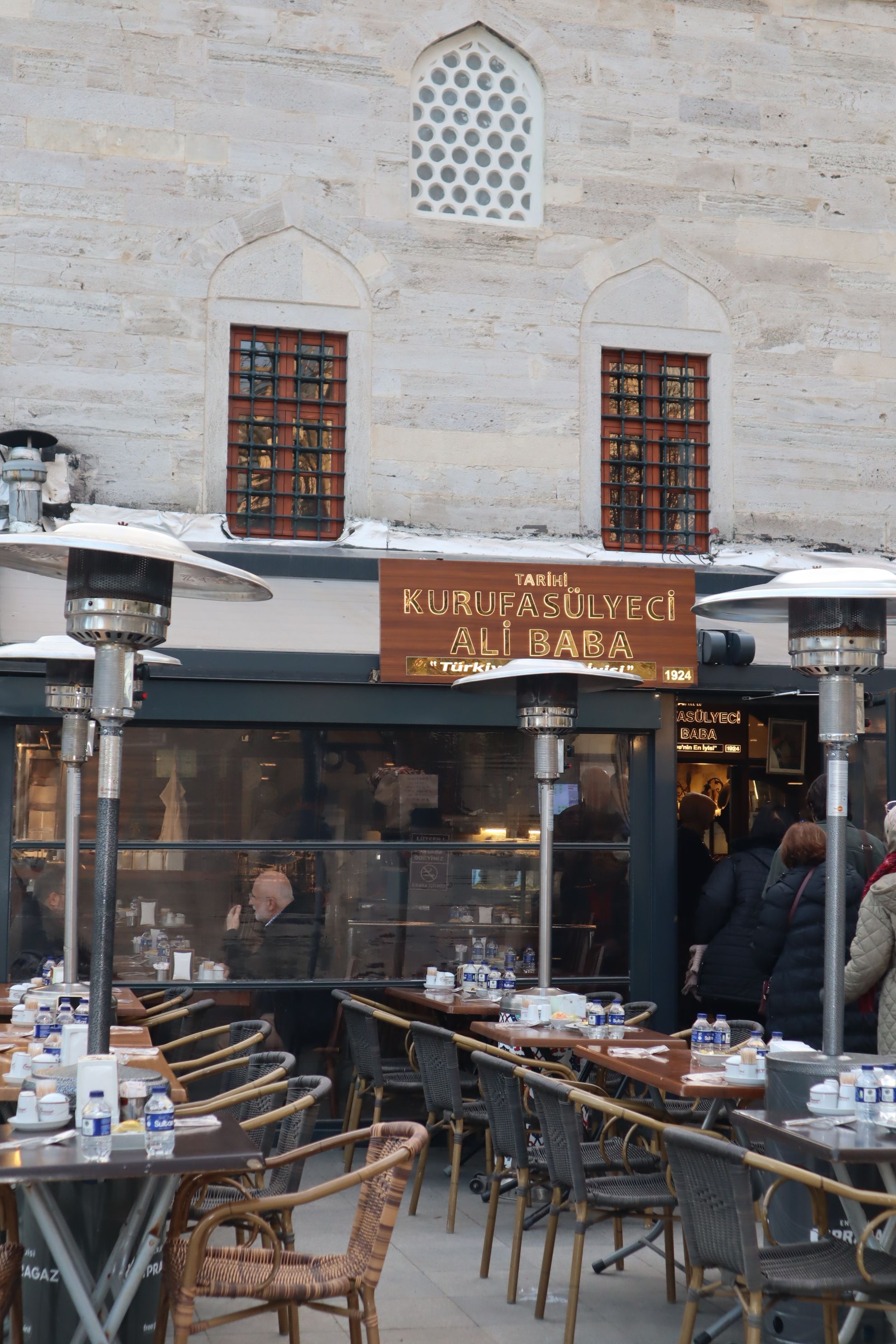 Historic Turkish Café Outdoor Seating in İstanbul · Free Stock Photo