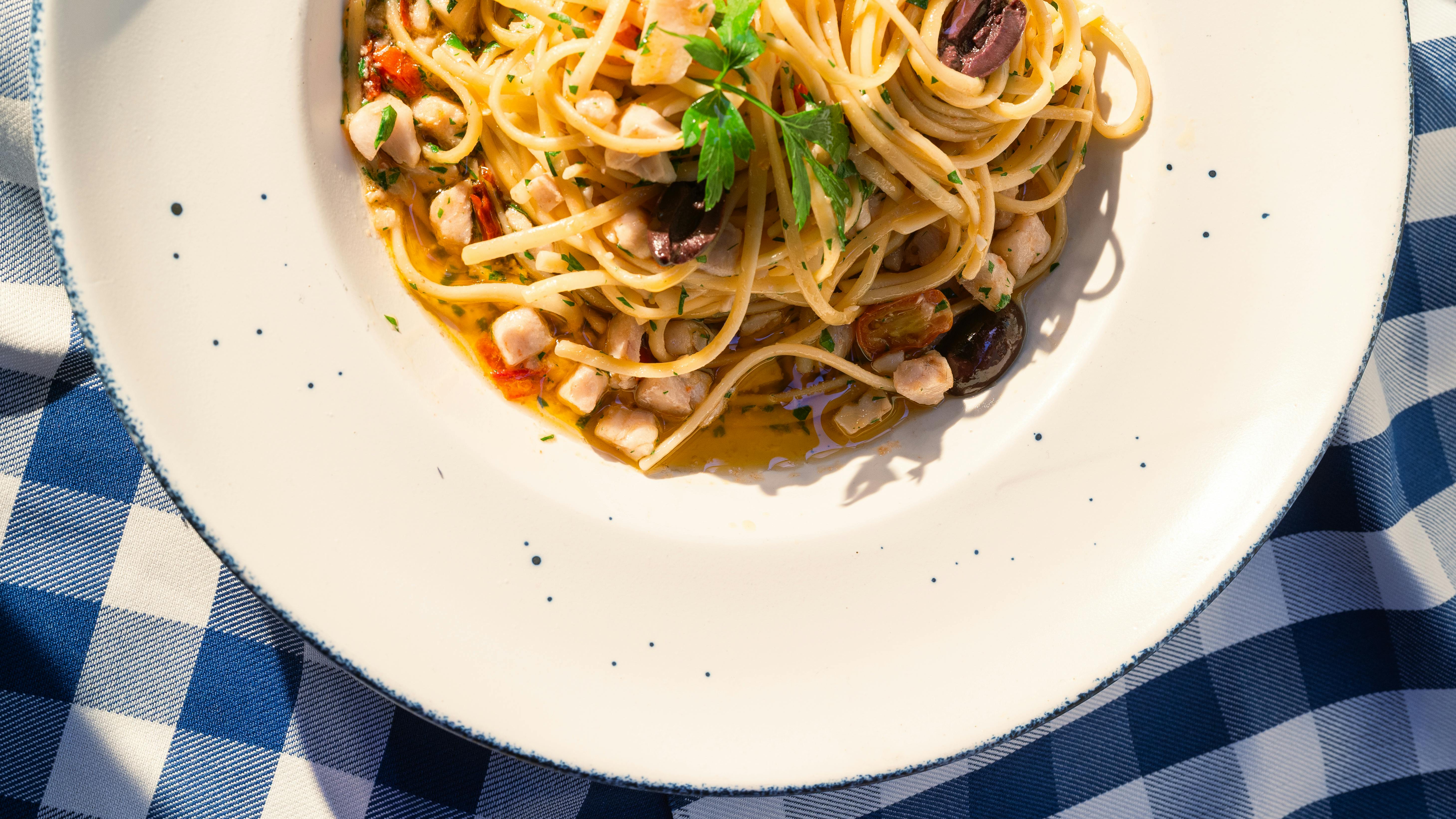 55 Easy Summer Dinner Recipes for Hot Days - The Kitchn — Photo by Willians Huerta on Pexels