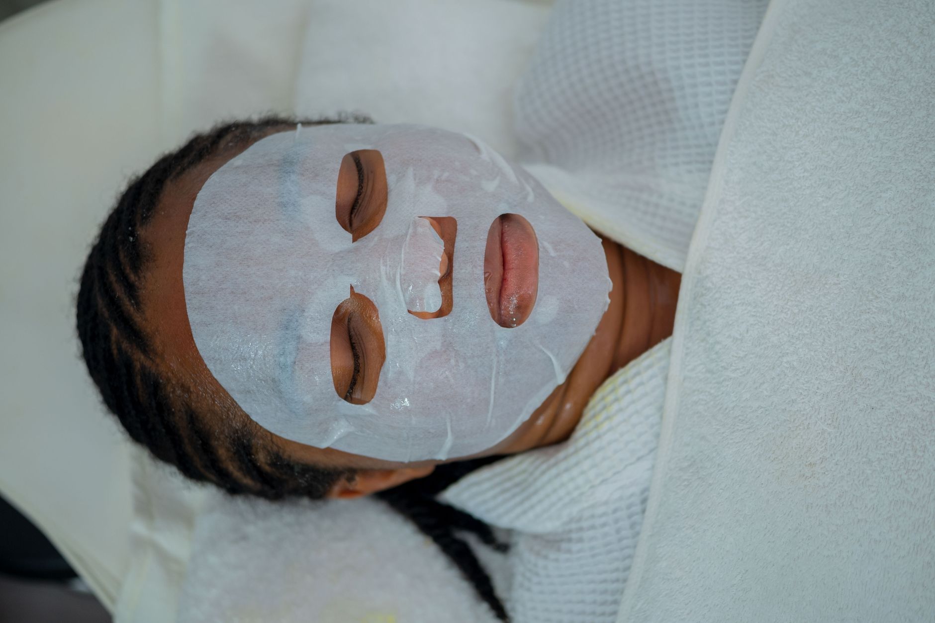 How Seasonal Changes Impact Your Skin and Spa Treatments