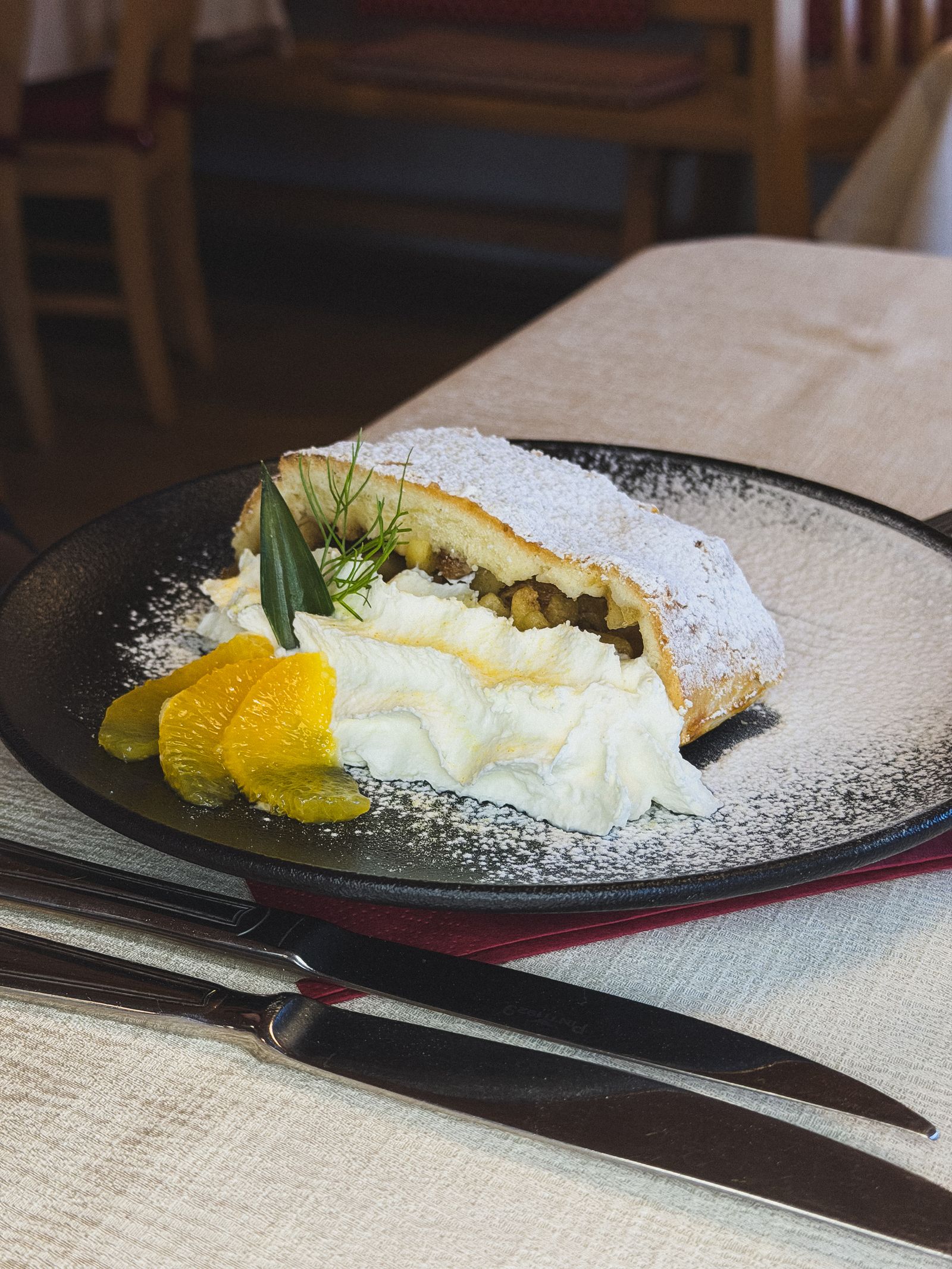 Apfelstrudel