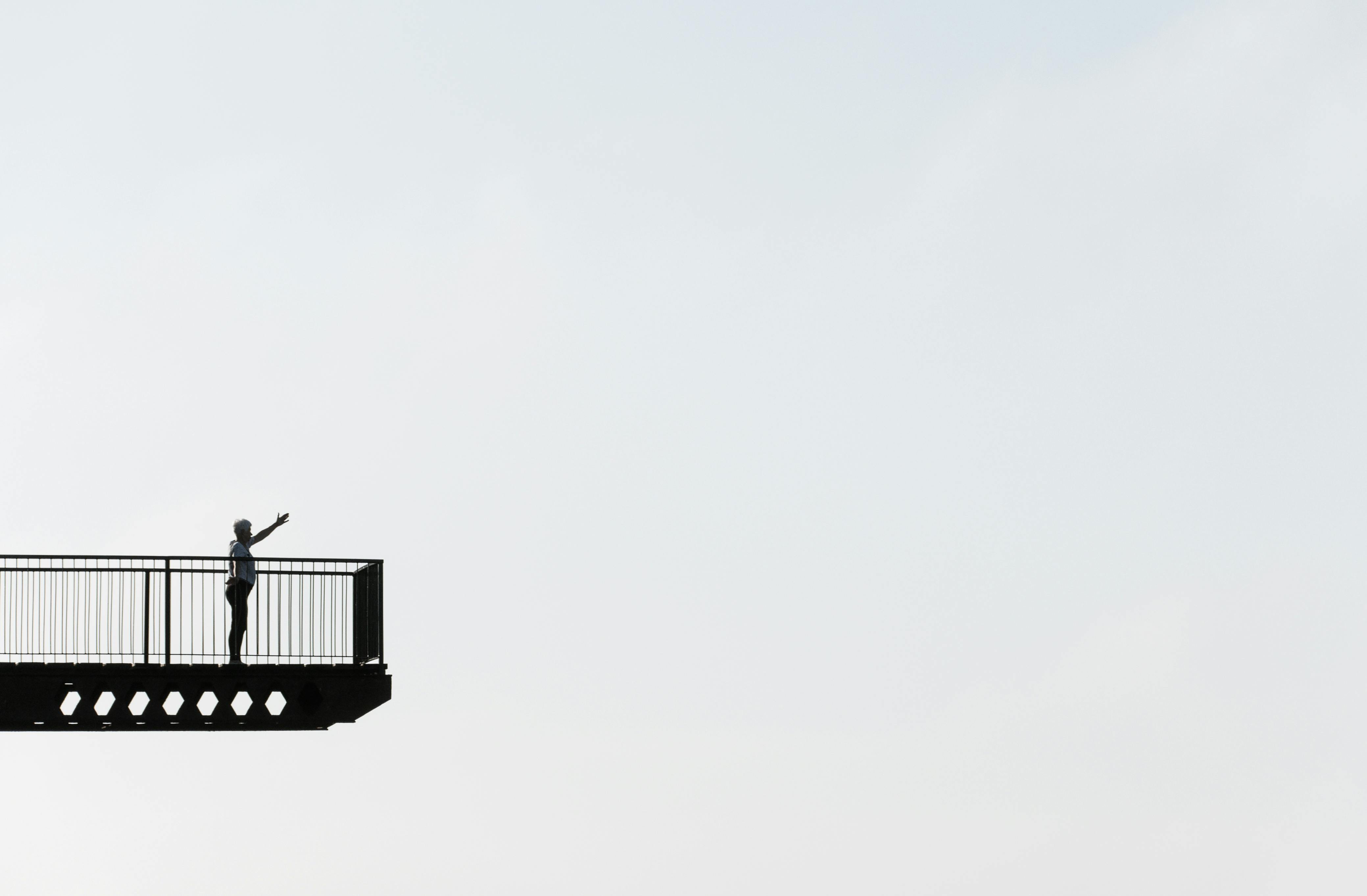 Gratis arkivbilde med alene, arkitektur, bro Arkivbilde