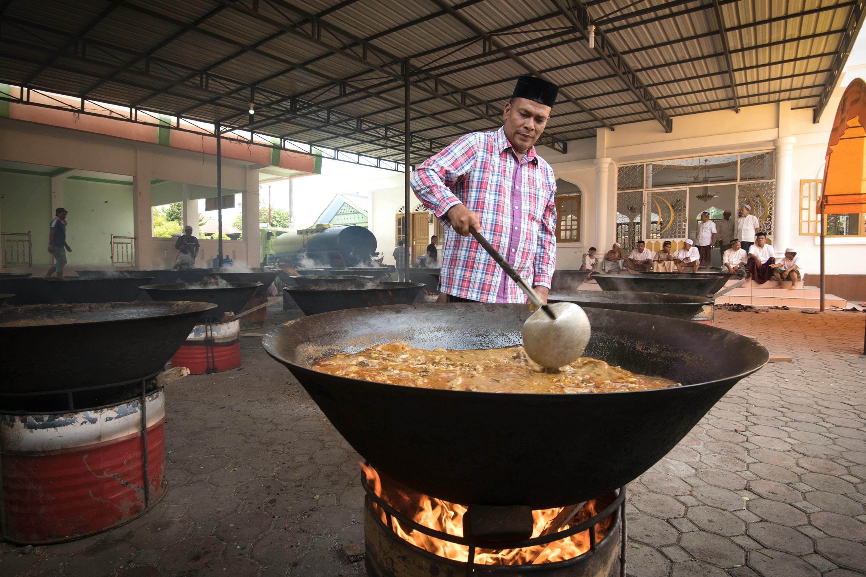 トゥントゥントゥンサフールの名前の意味——インドネシアのラマダン文化を徹底解説