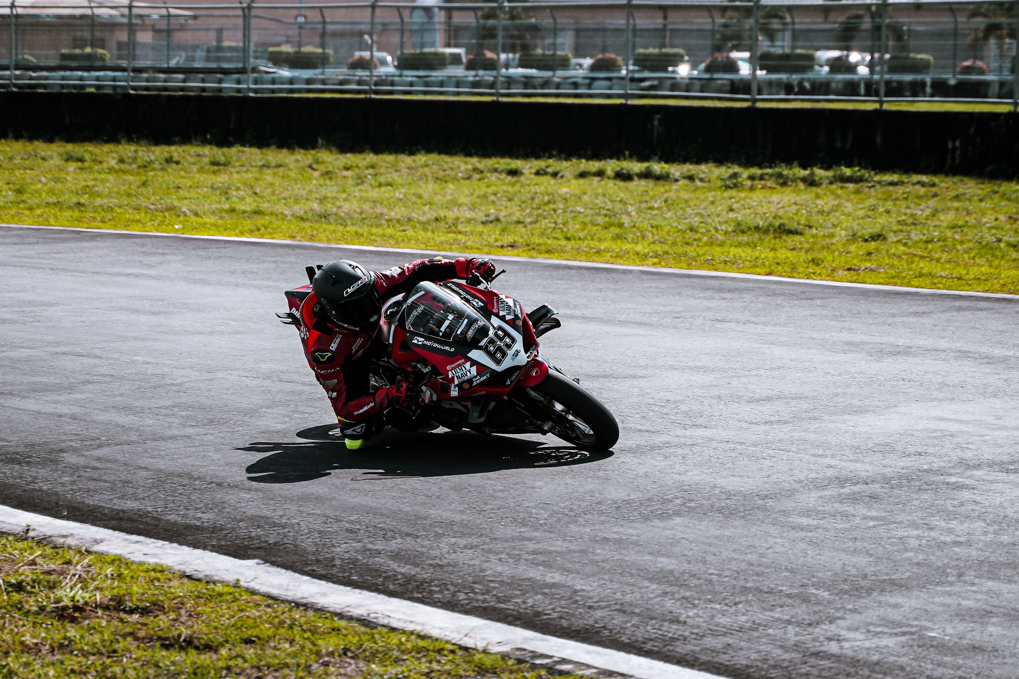 Motorbike Racing on Track in Angeles, Philippines · Free Stock Photo