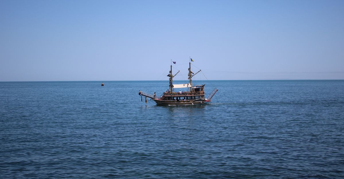 Pirate Bay : Guide et Alternatives Légales