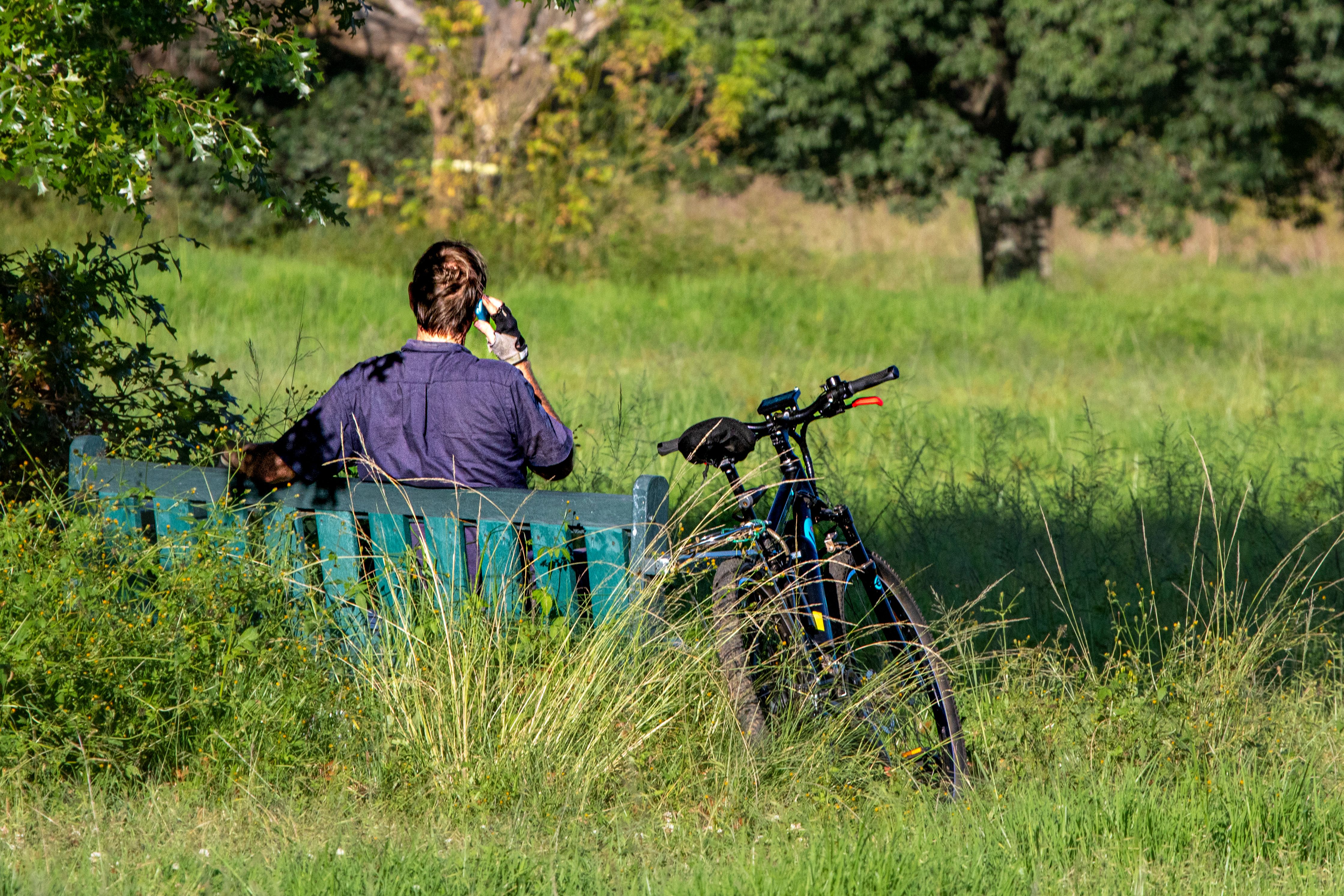 Addmotor E-325 Electric Cargo Bike: A New Era of Mobility for Families, Commuters, and Small Businesses — Photo by Axel Bührm