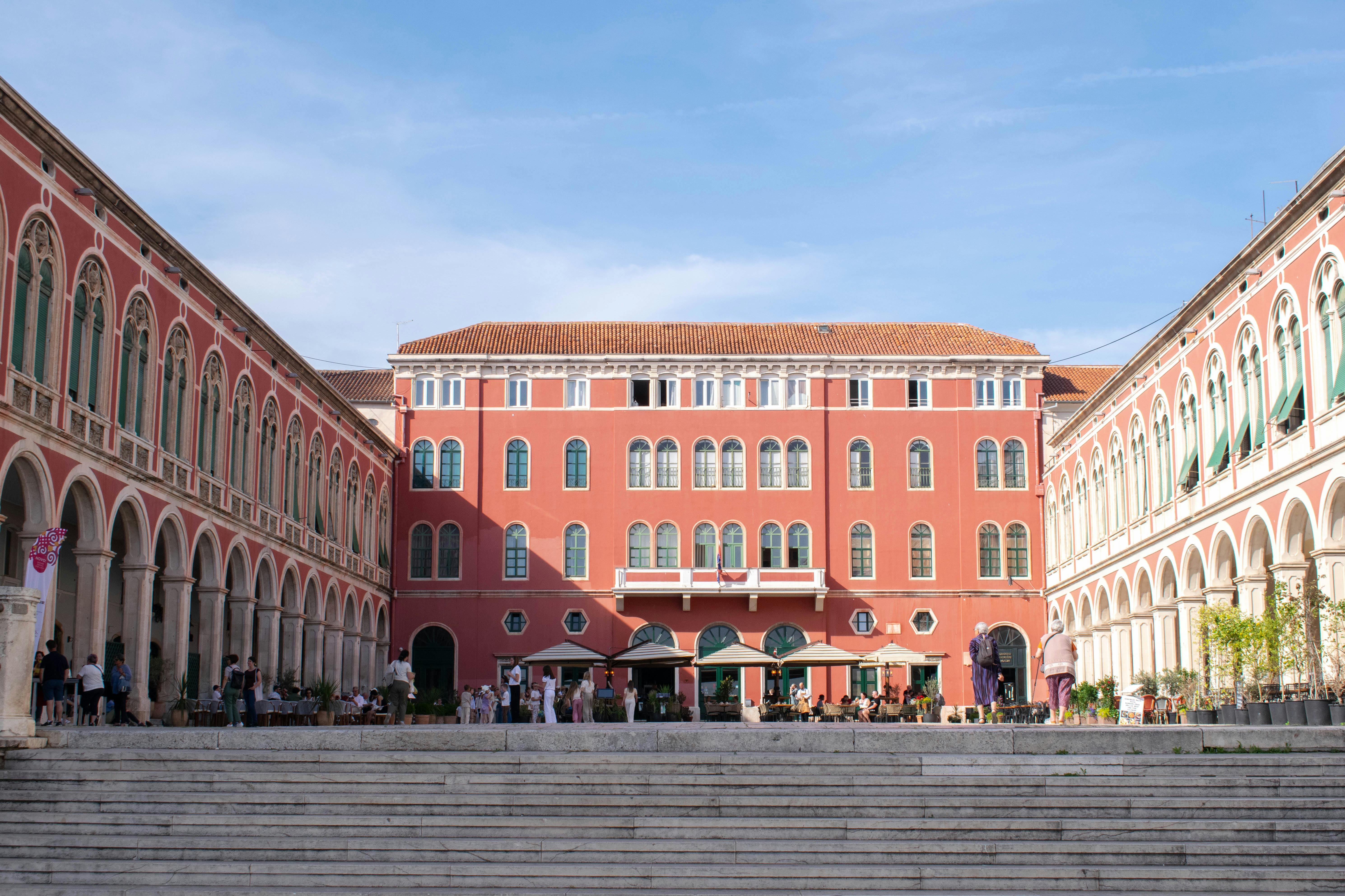 Split on a Budget — How to Visit Without Breaking the Bank