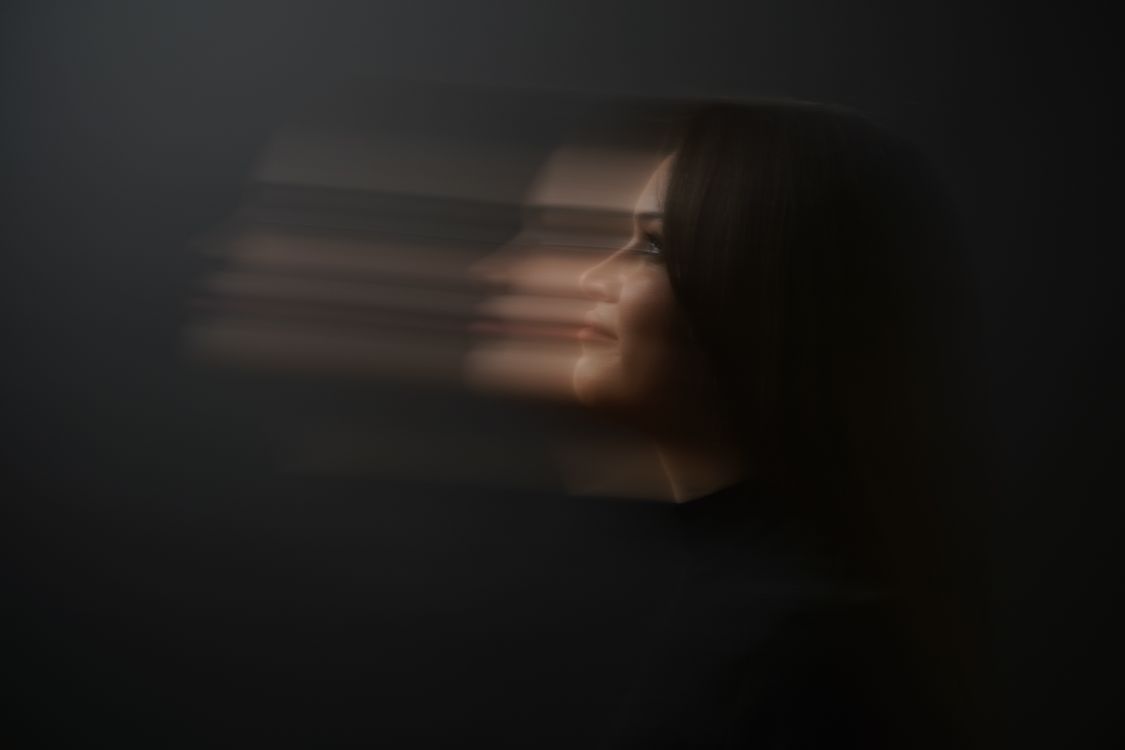 Abstract Motion Portrait of a Woman · Free Stock Photo