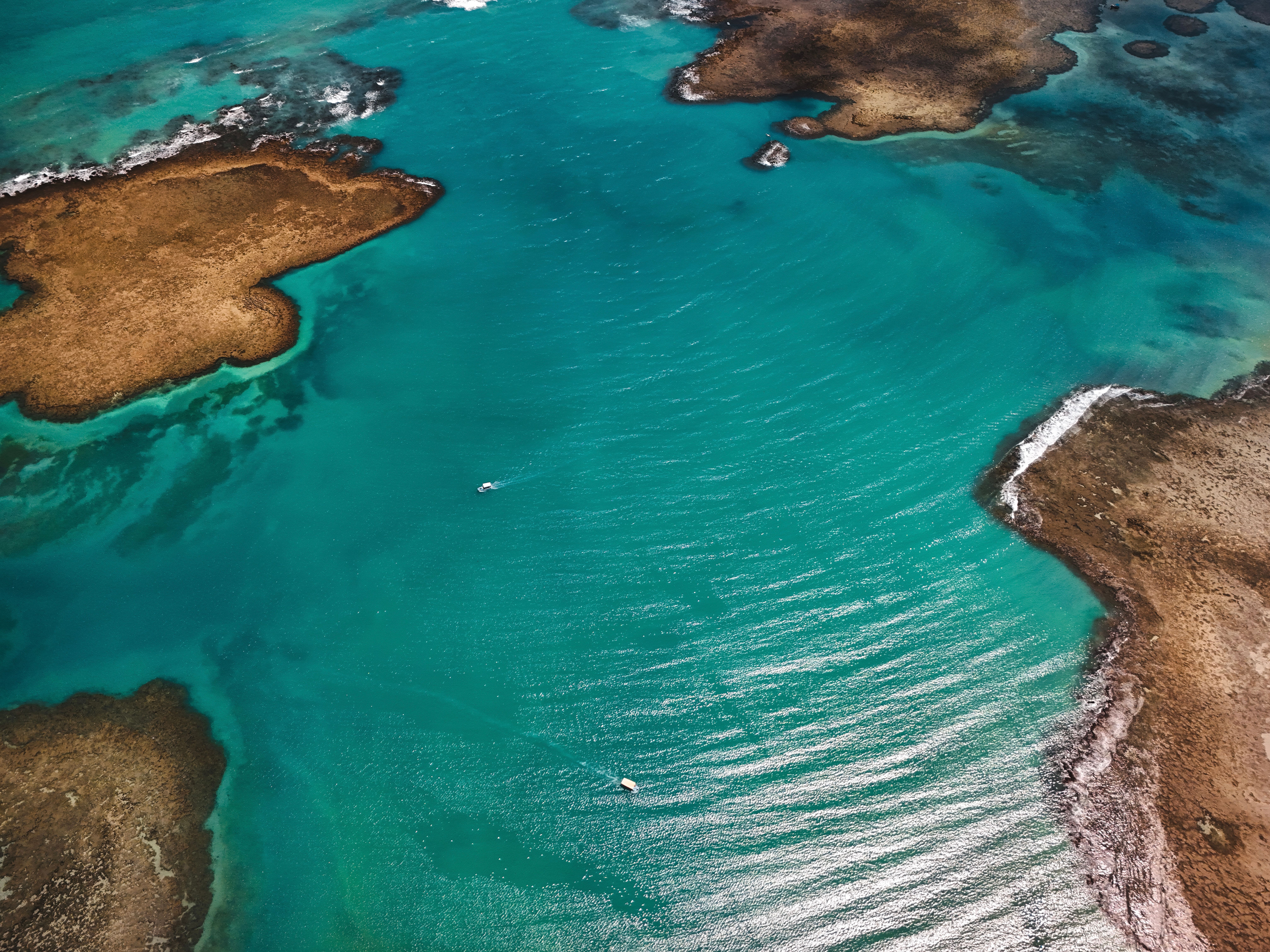 Aerial View of Turquoise Coastal Waters and Islands · Free Stock Photo