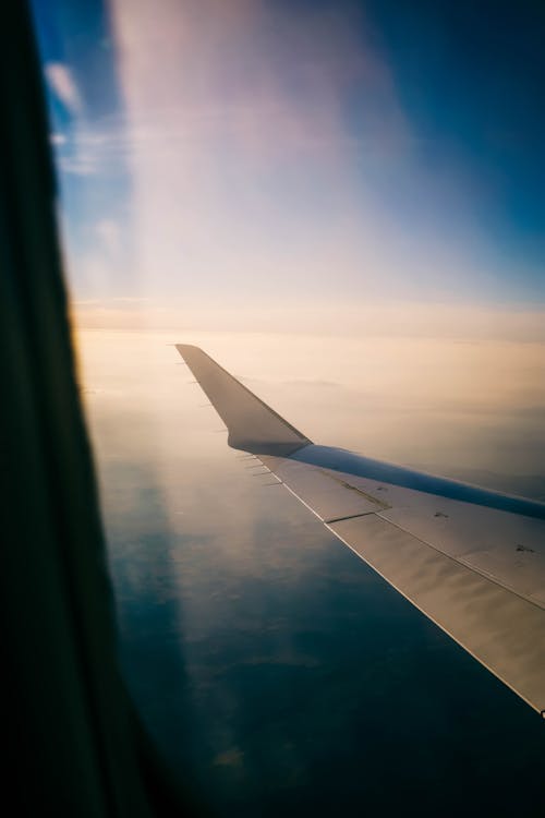 Free Photo of Airplane Wing Stock Photo