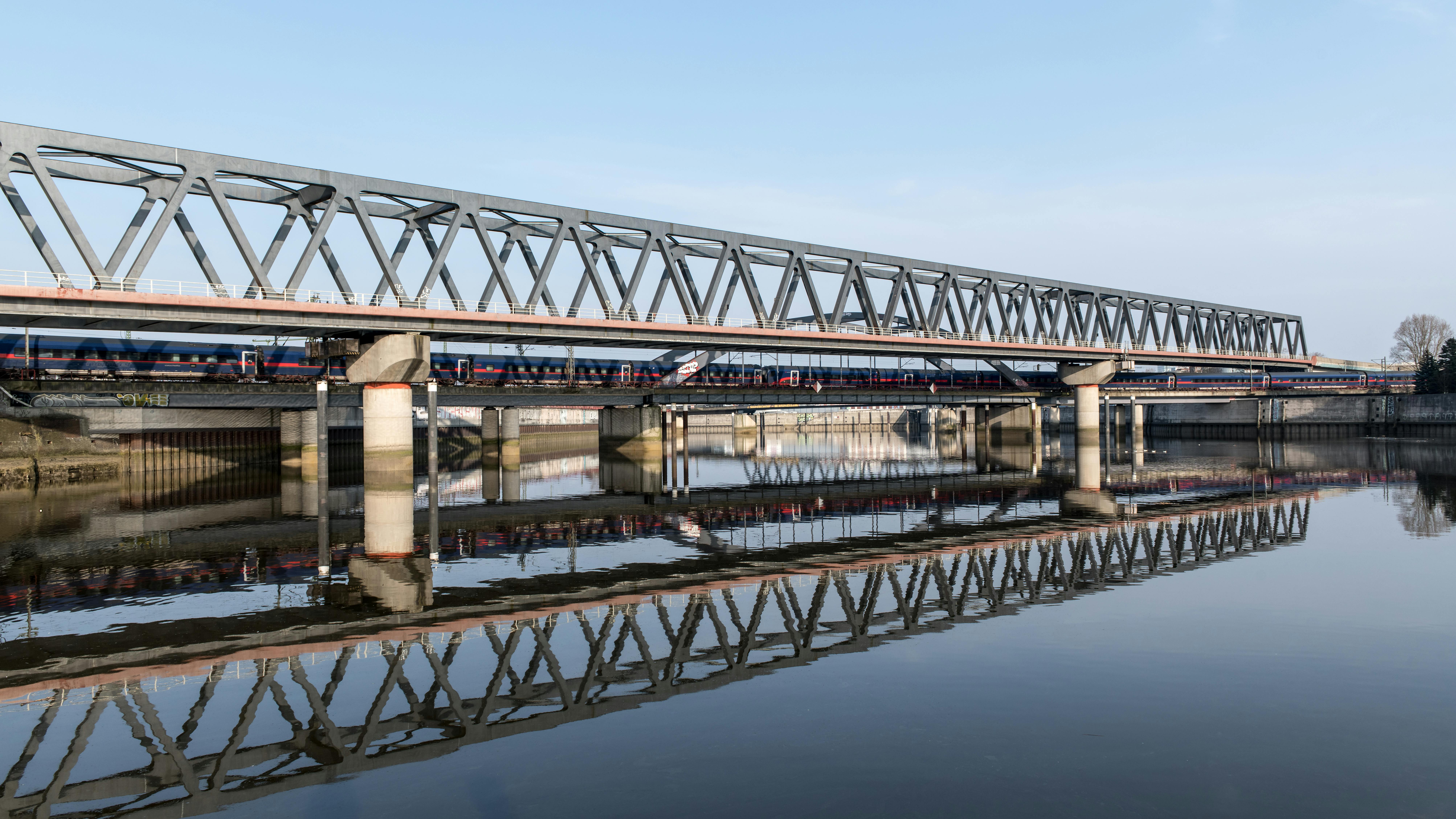 SA must boost oil refining capacity, says Mantashe