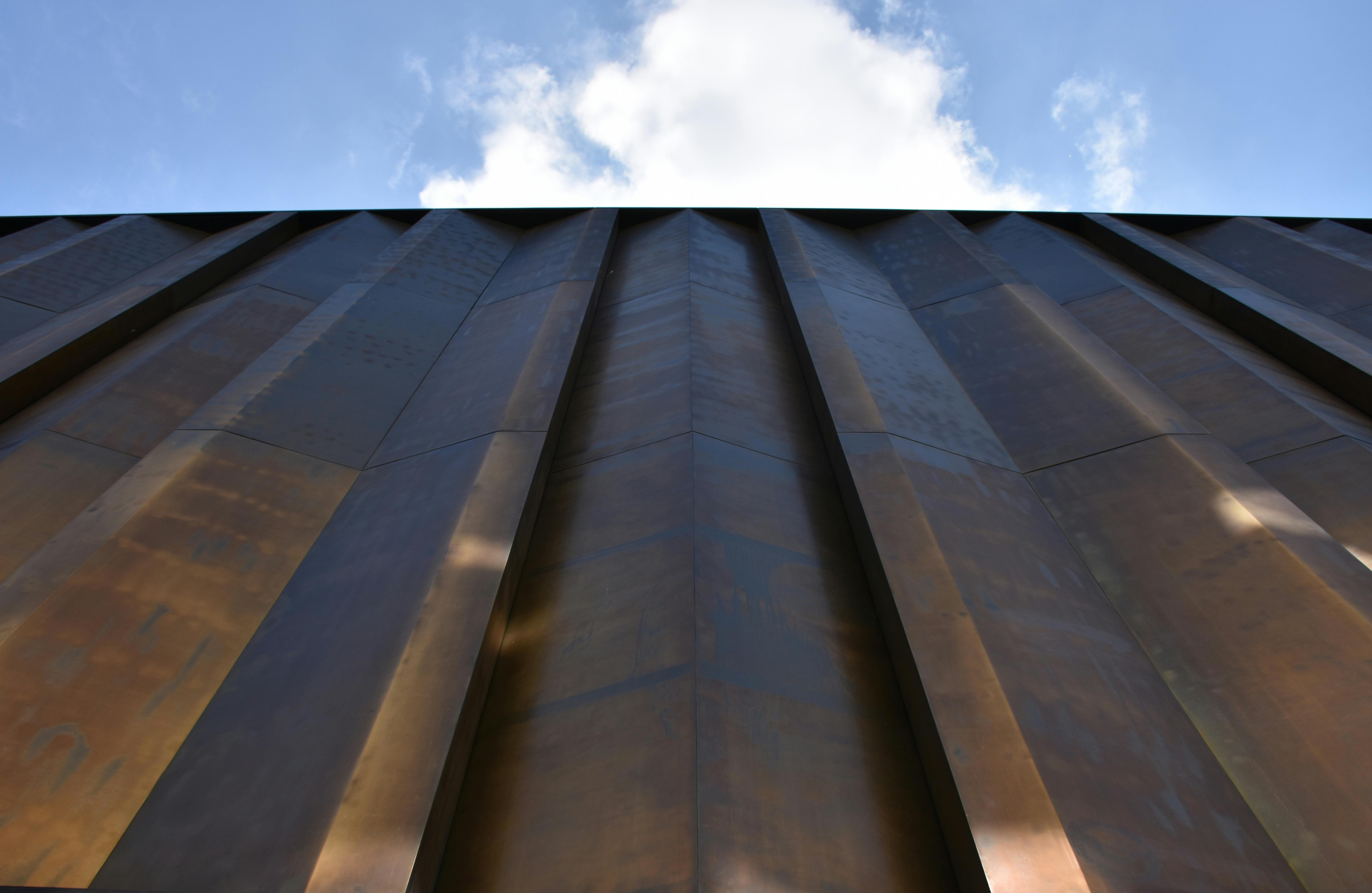 fitment architecture — Photo by Sergej K. on Pexels