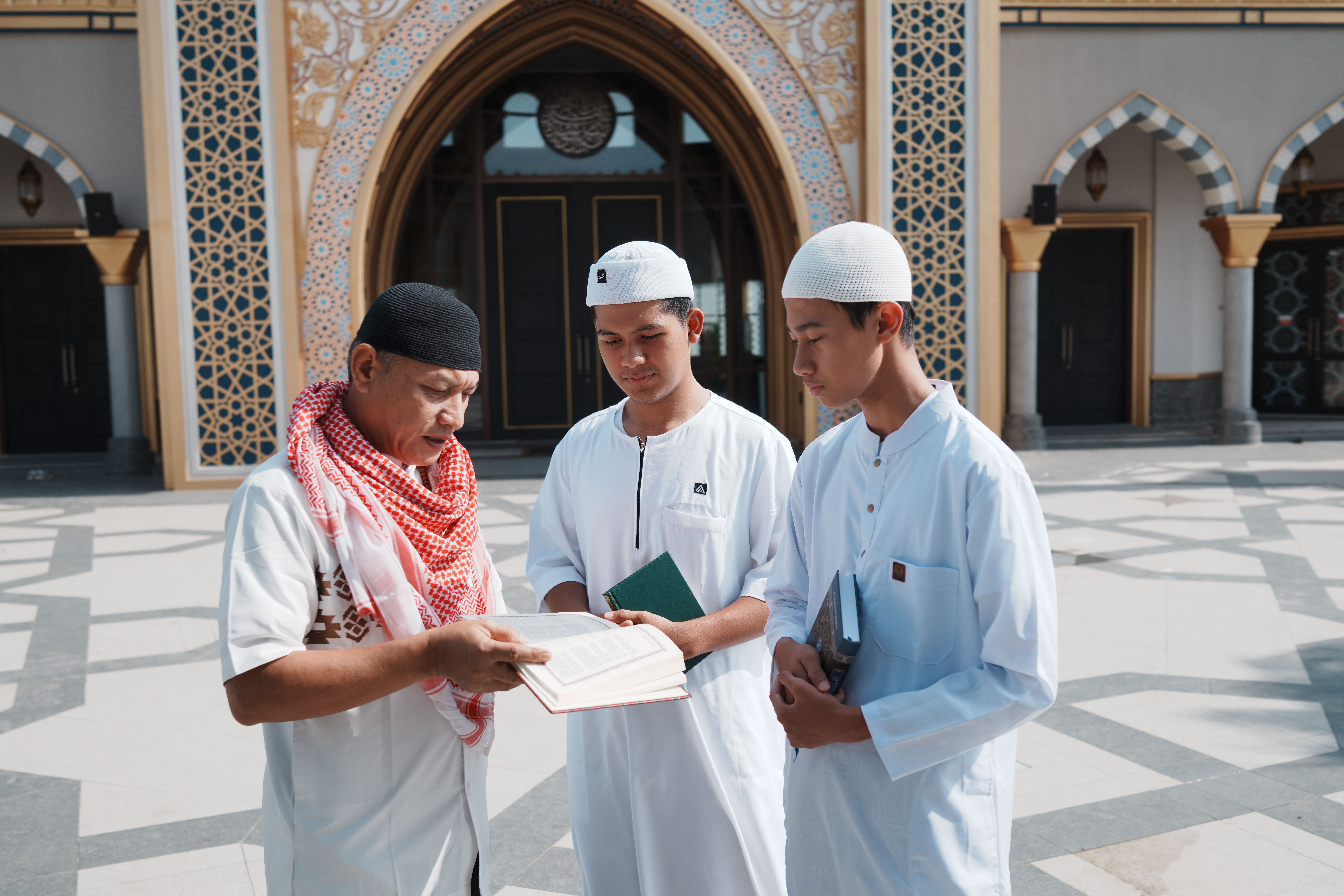 Raising Children as Future Khulafa: Nurturing Leadership and Responsibility in Muslim Youth