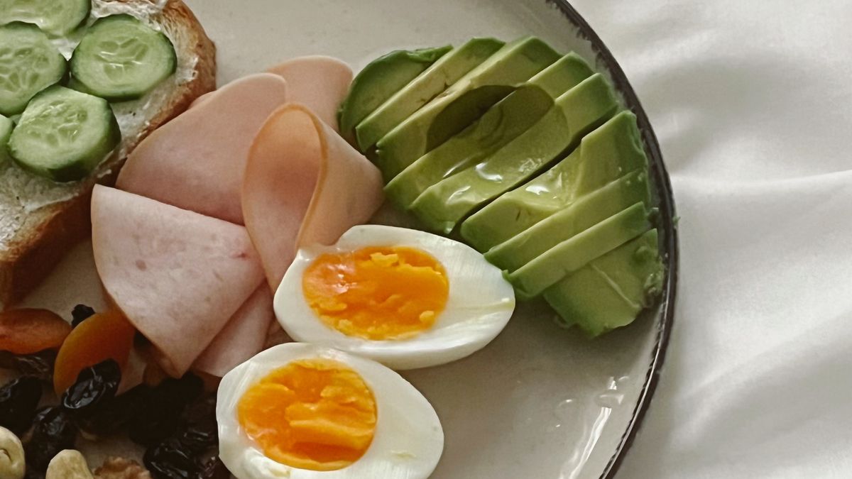 Petit-déjeuner anti-fatigue chronique aliments concrets