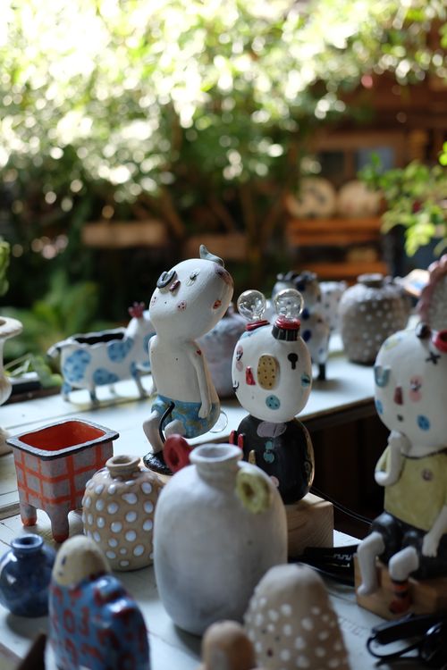 Ceramic figurines by Nam Nguyen on Pexels