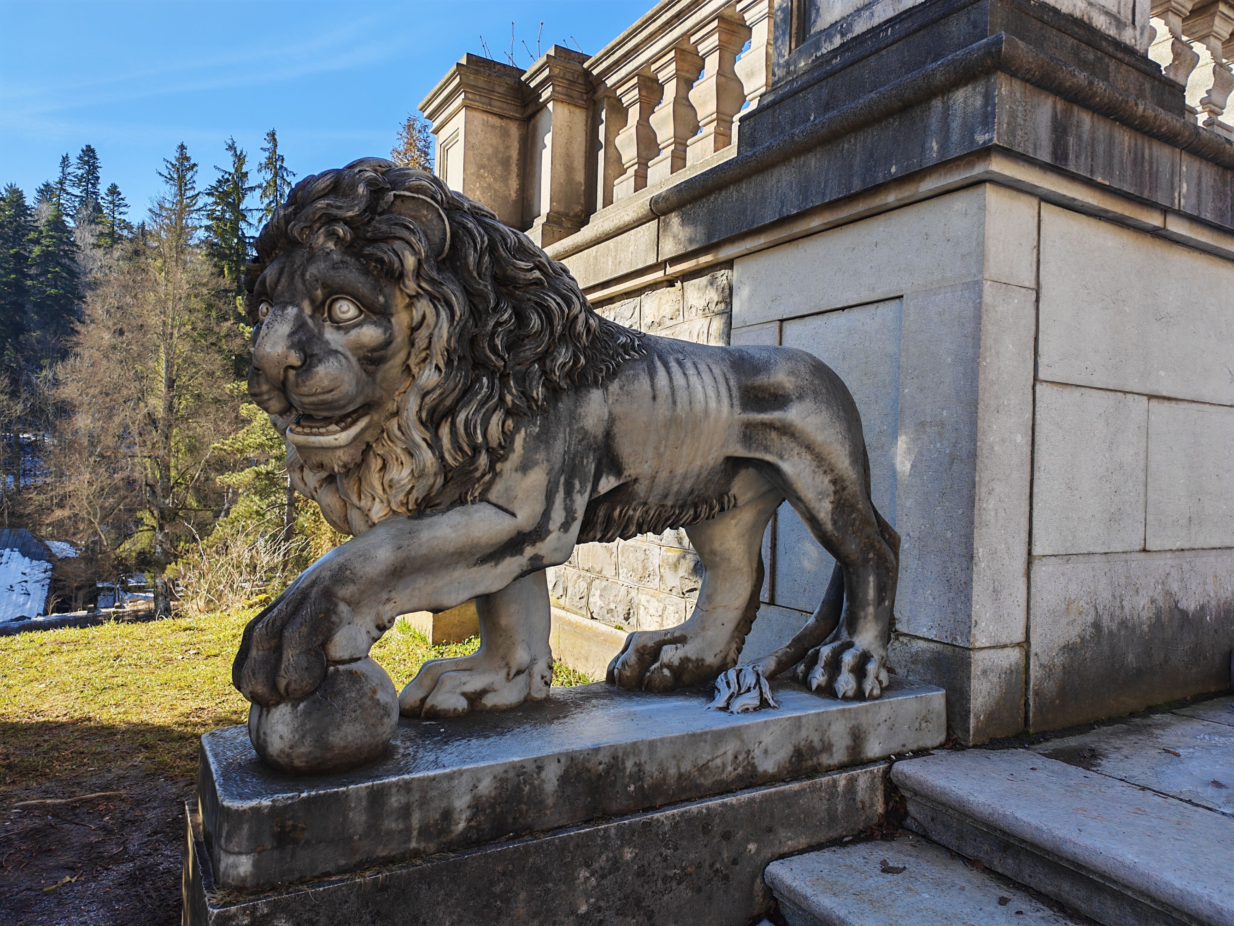 Majestic Stone Lion Sculpture in Sinaia Romania · Free Stock Photo