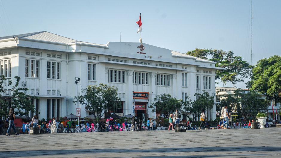 Gedung Kantor Pos Lama Singaraja: Saksi Bisu Kejayaan Kolonial yang Masih Berdiri Kokoh