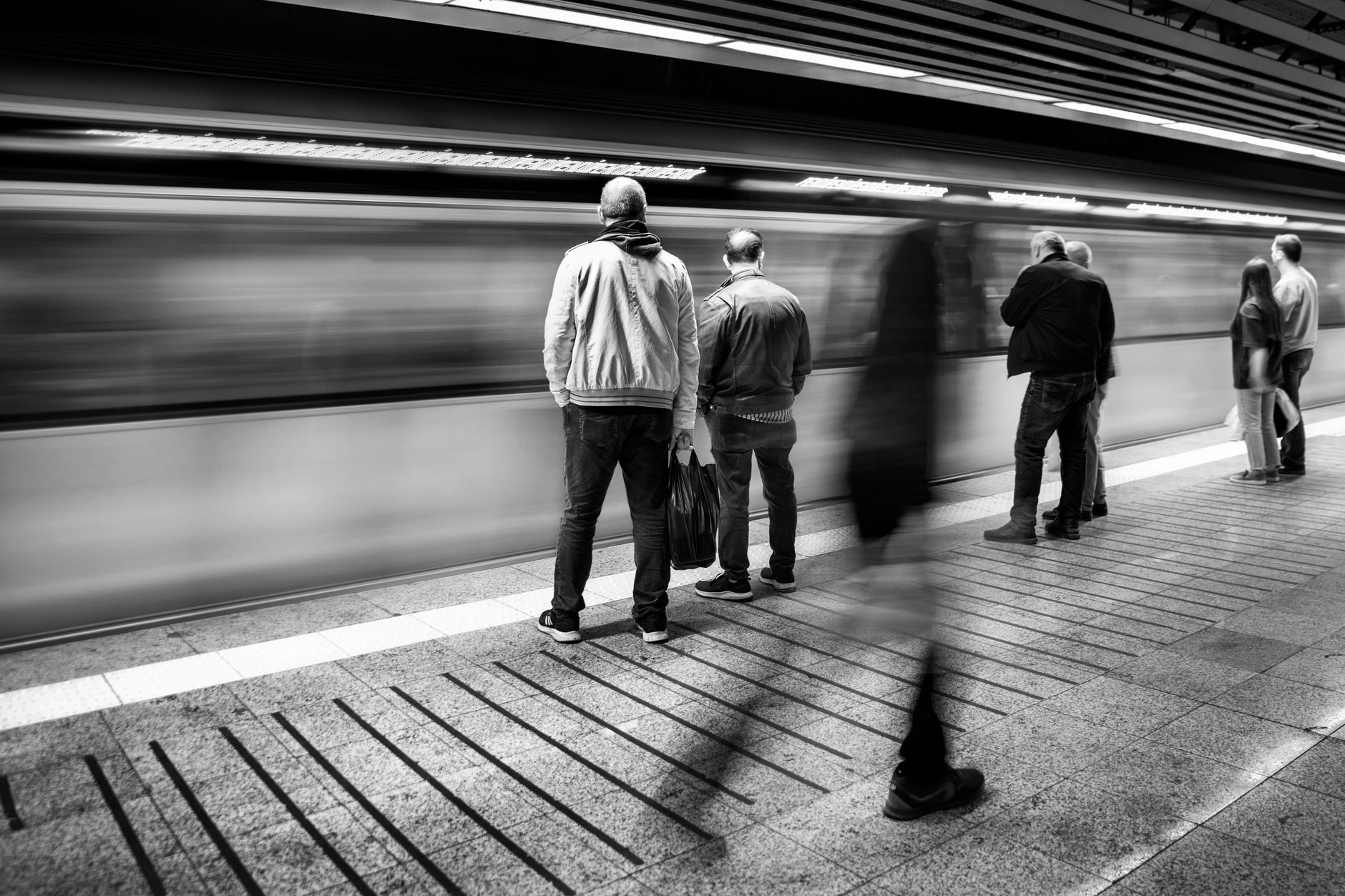 Gurugram without a car: a full two-day plan on metro and foot
