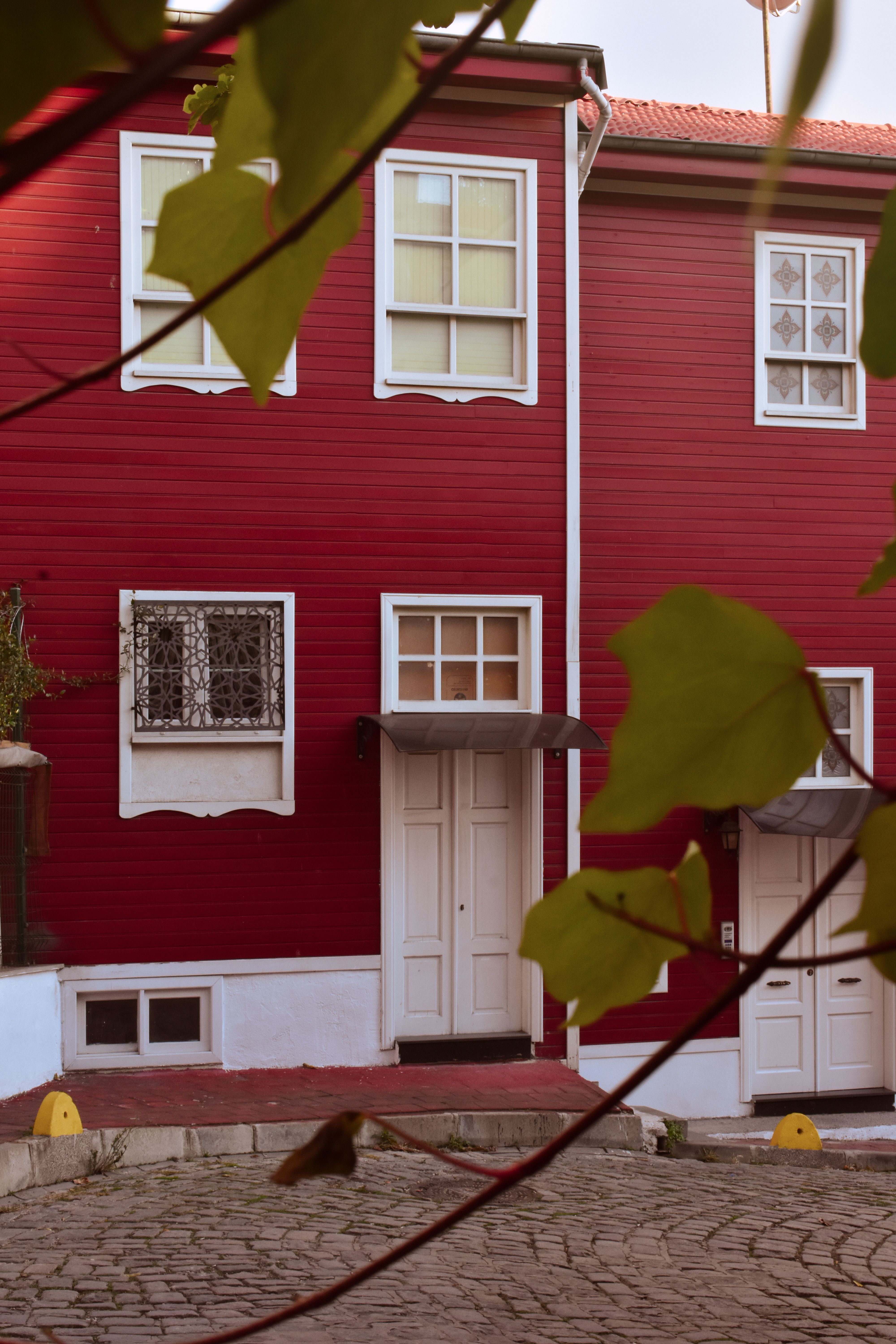 Charming Red Historic House in Istanbul · Free Stock Photo