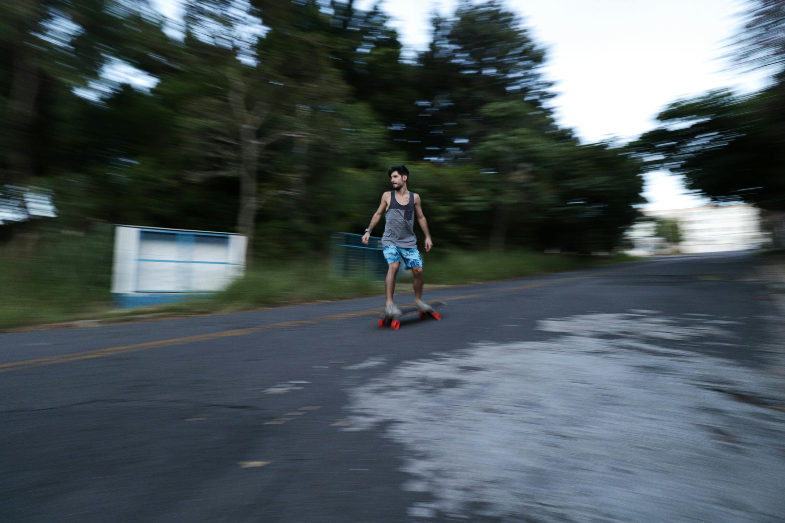 How long should a person fast to lose weight?