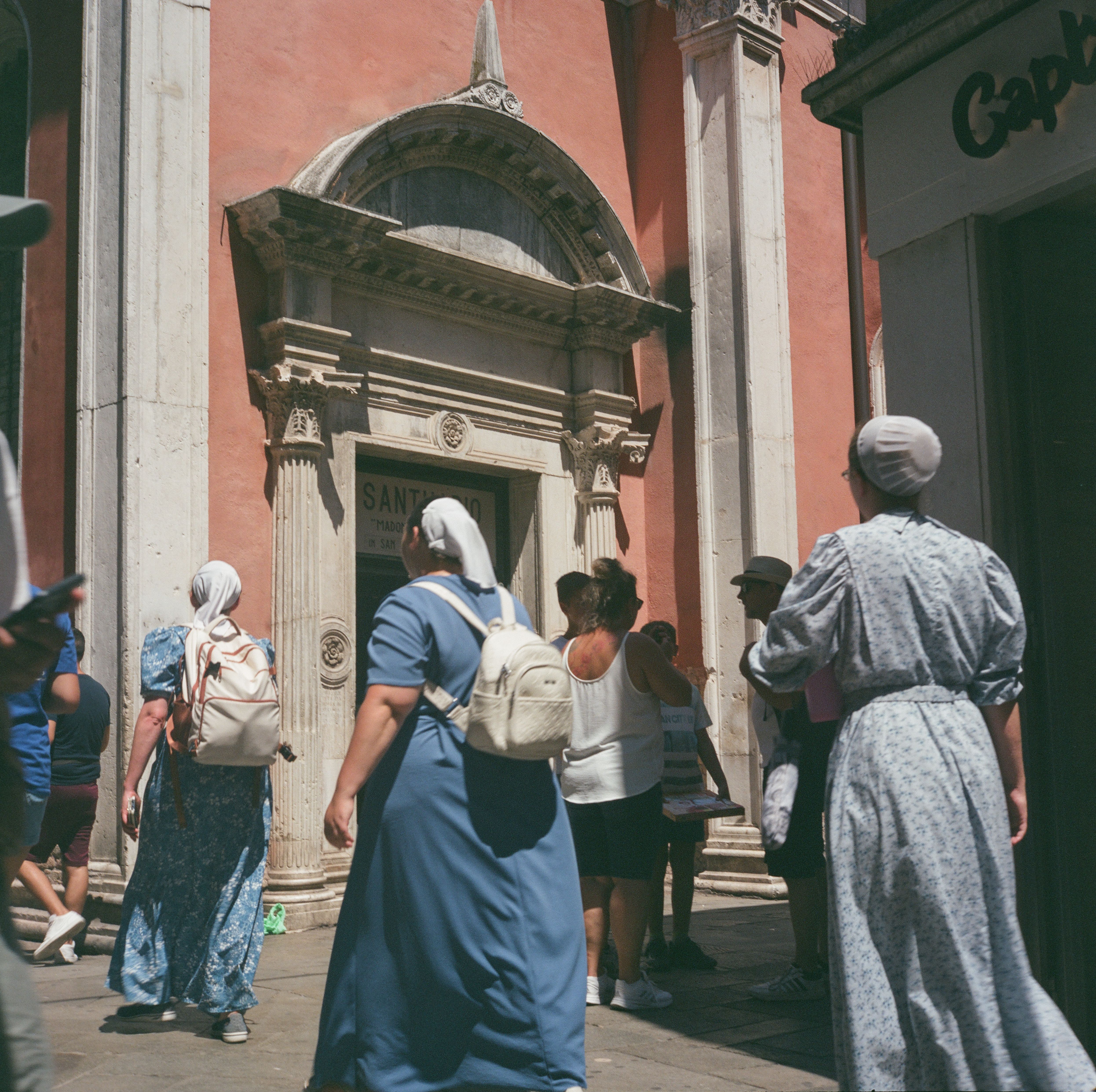 Venice Summer Packing List: What to Pack for June, July and August
