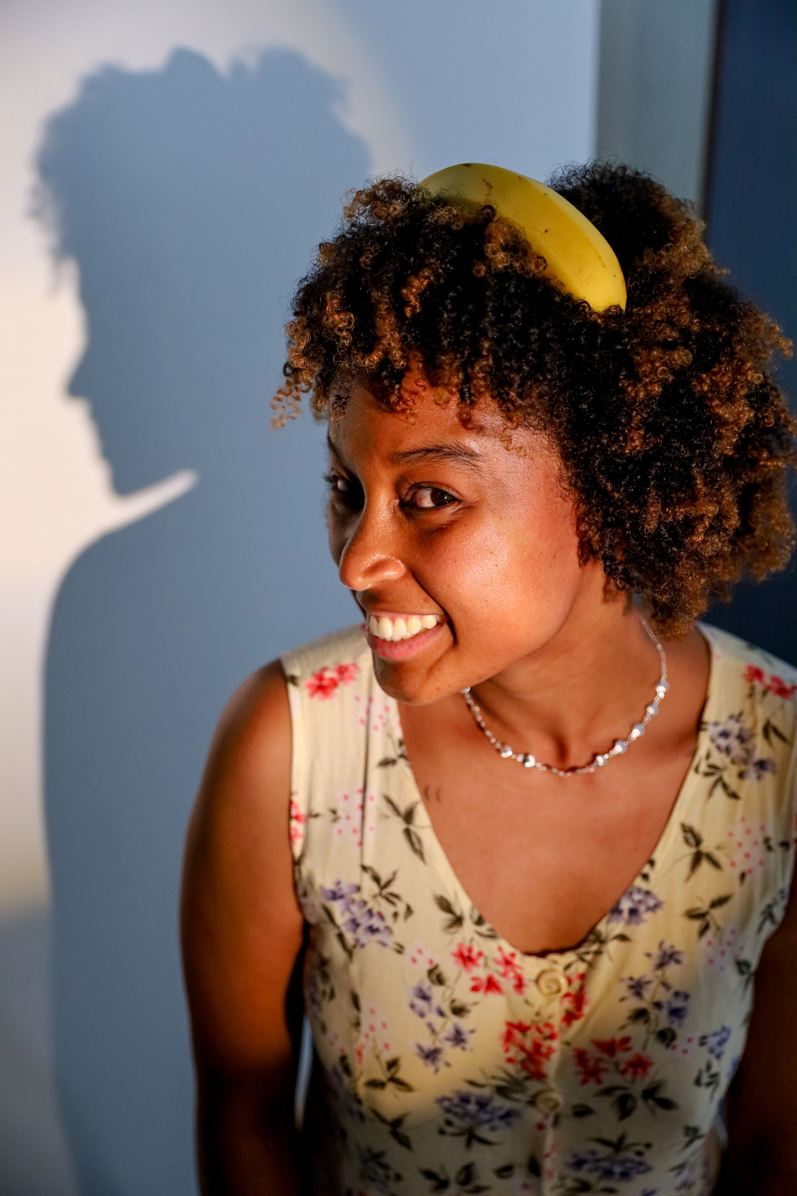 Online dating: starting a conversation on a niche platform