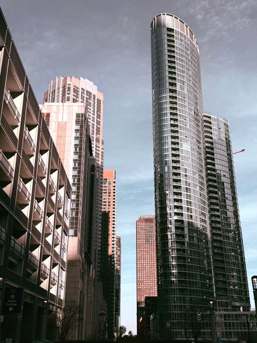 Free Capture of Chicago's iconic skyline with modern skyscrapers under a clear day. Stock Photo