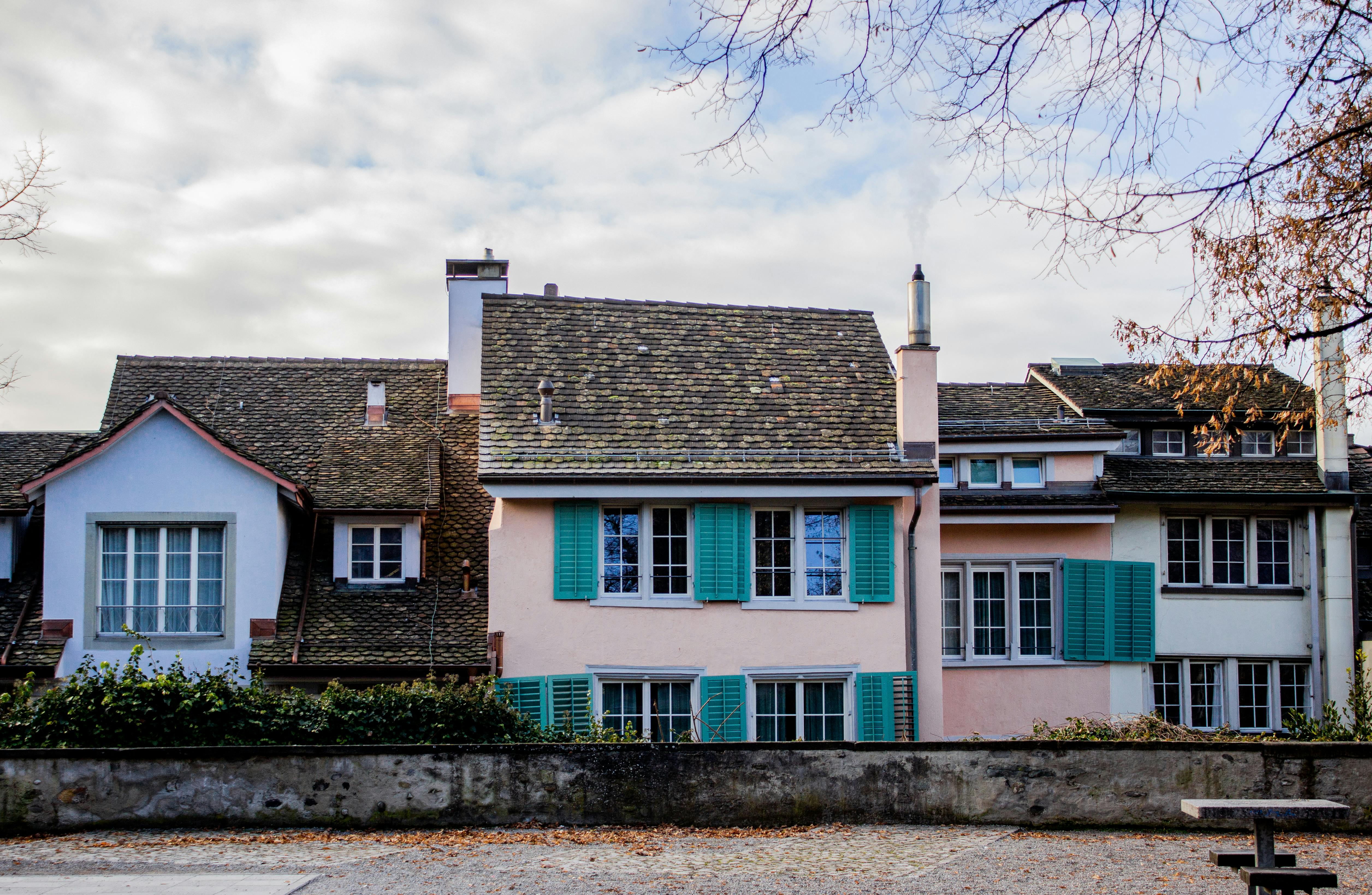 Should I Sell My House or Rent It Out in 2026? — Photo by Natalia Sevruk on Pexels