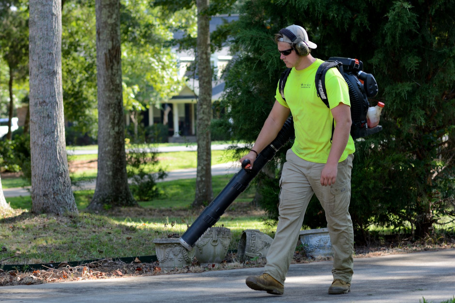 Best Leaf Blowers Under $200 (2026)