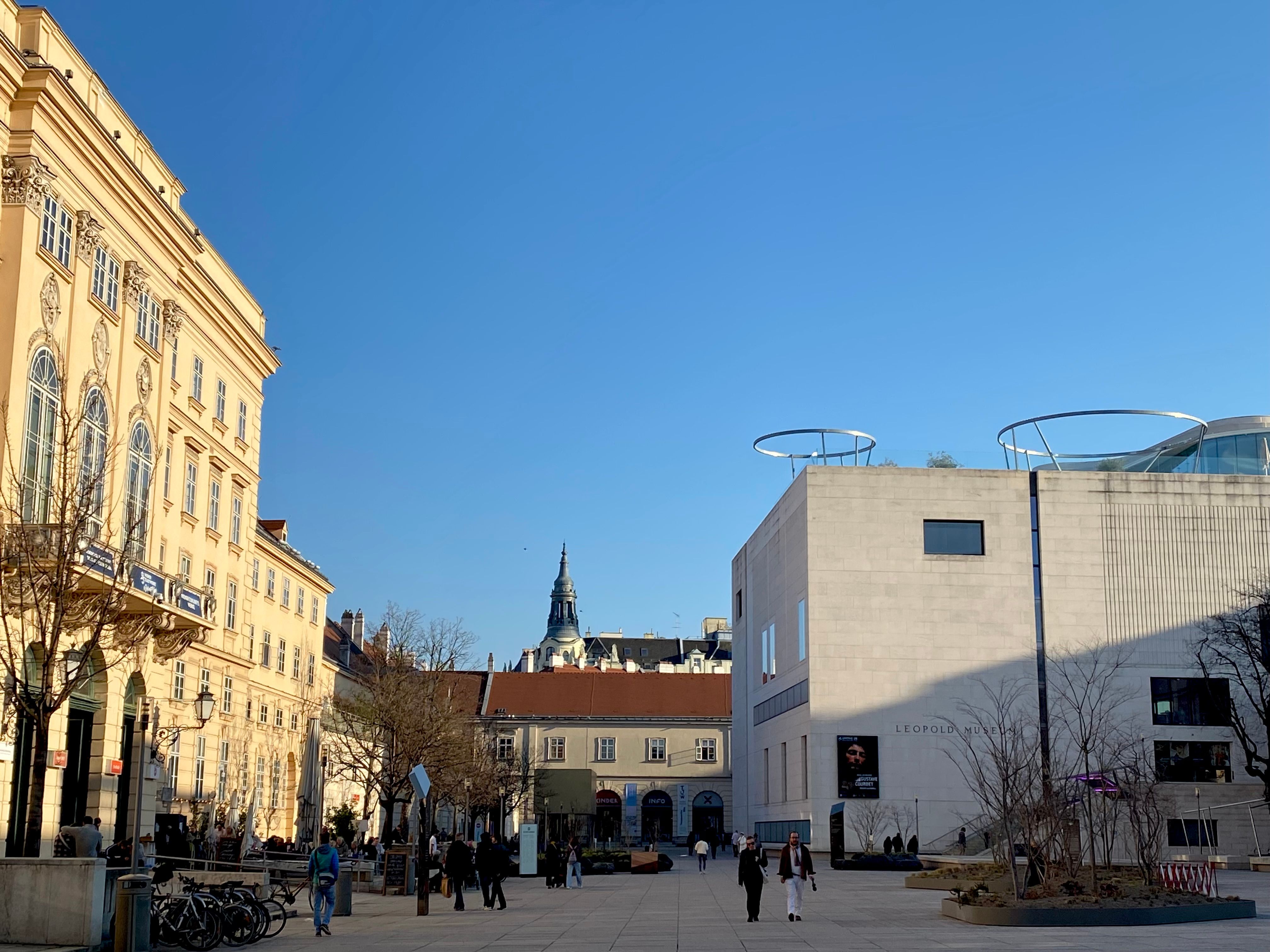Day Trips from Munich: Neuschwanstein Castle, Dachau, or the Bavarian Alps? (Which to Choose?)