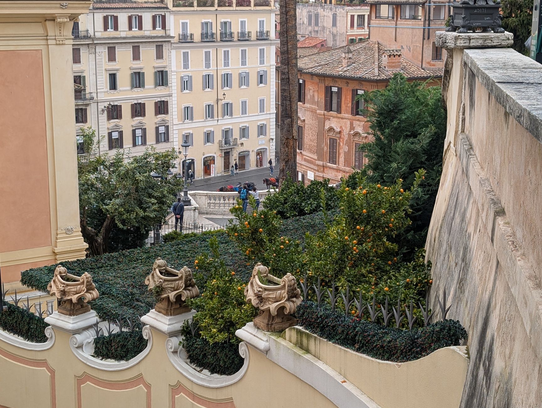 Spanish Steps Roma: Pesona Tangga Ikonik Italia yang Wajib Dikunjungi Wisatawan Indonesia