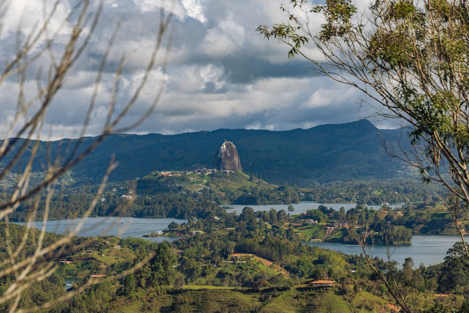 Salaires en Colombie en 2026 : Guide par Région et Secteur