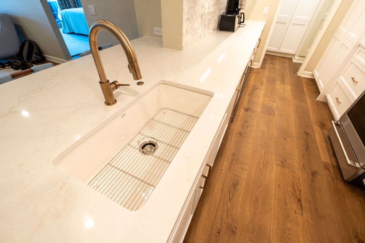 laminate worktops uk guide — Postformed or Square Edge