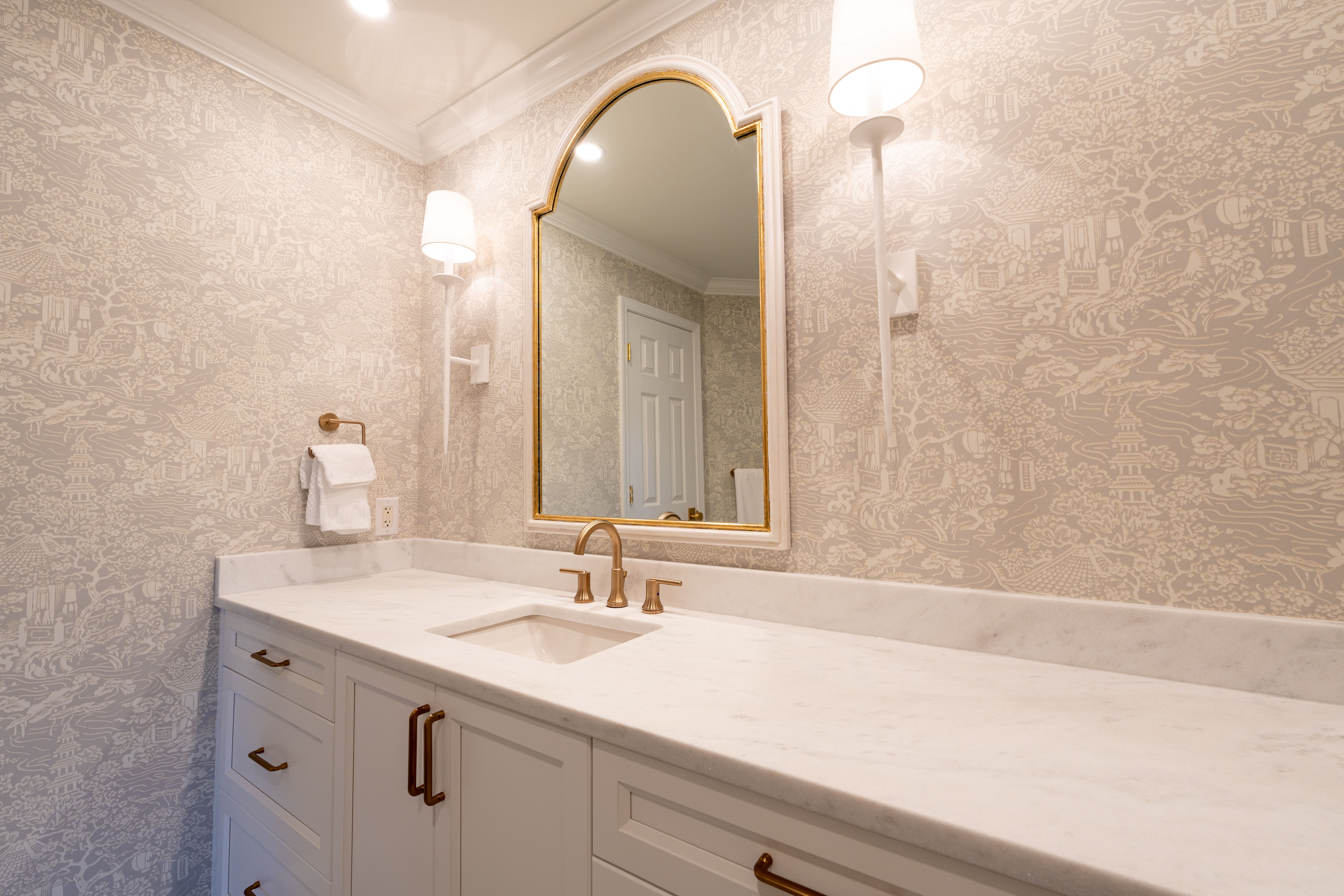 Will a White Bathroom Vanity Yellow Over Time?
