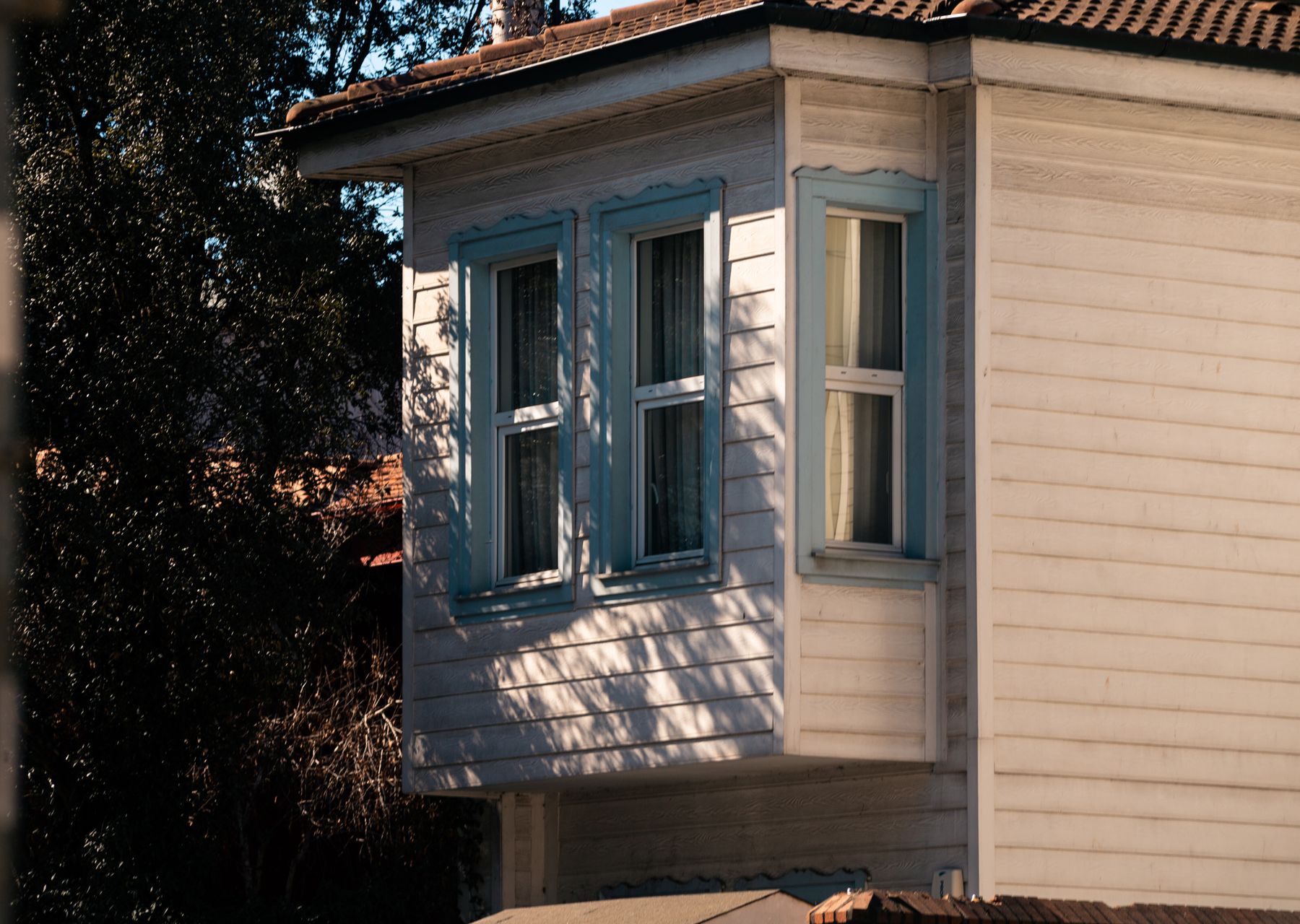 Same-day removals van loading — house removals in Danderhall