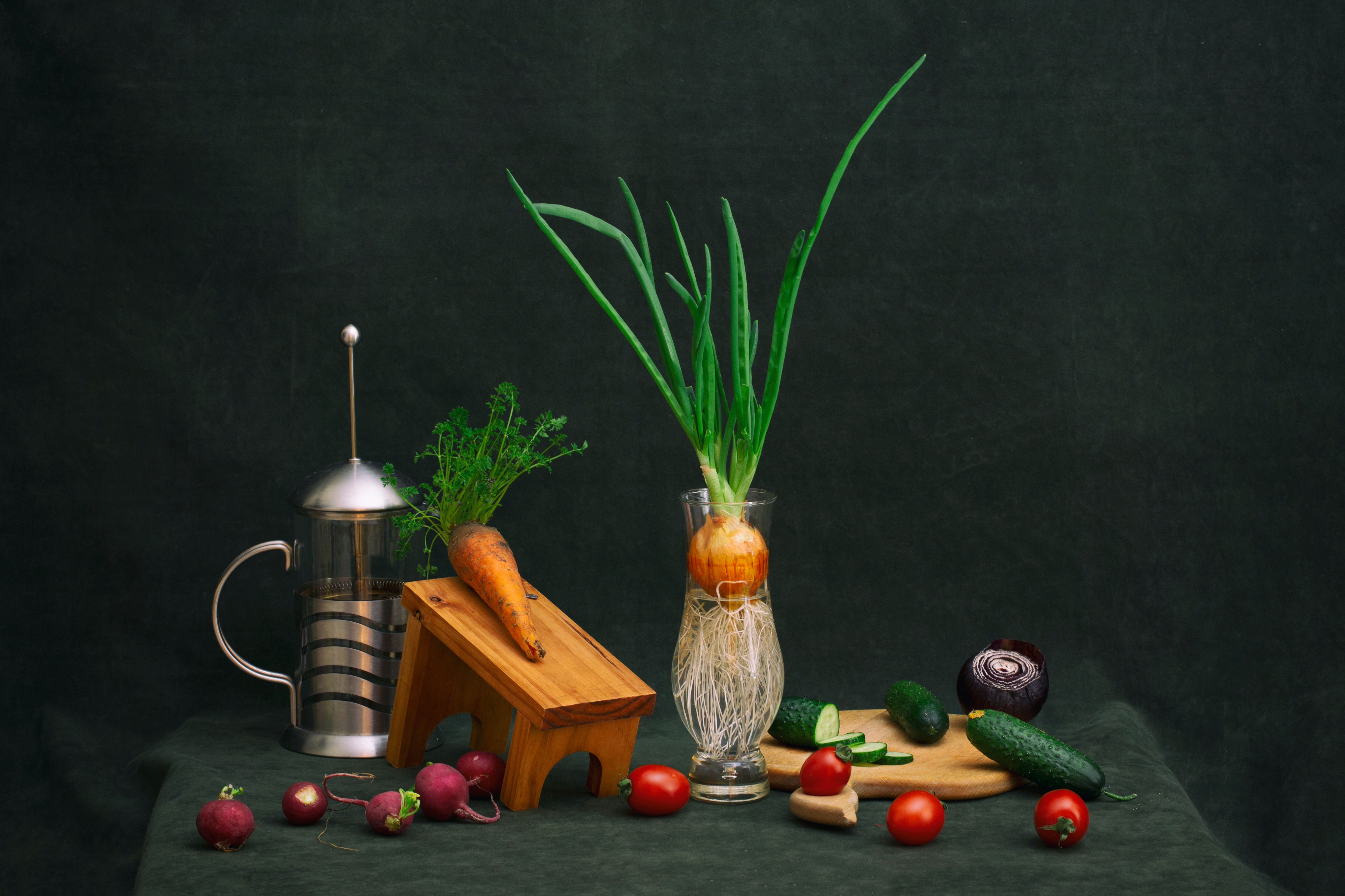 Proceso de cocción de verduras en sartén