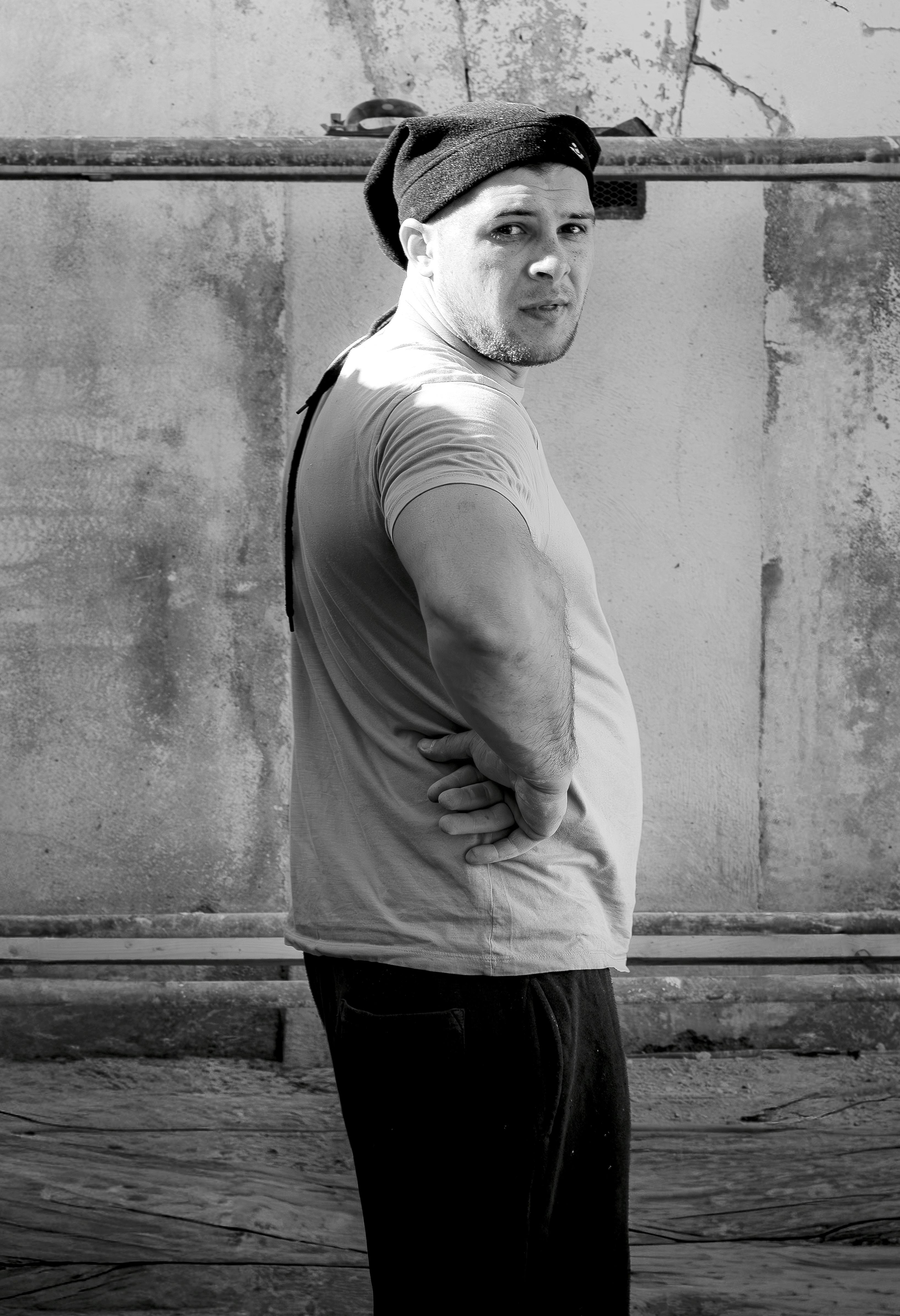 Δωρεάν στοκ φωτογραφιών με άνδρας, ανθρώπινη μορφή, αντίθεση Φωτογραφία από στοκ φωτογραφιών