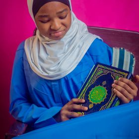 Female Quran Teacher