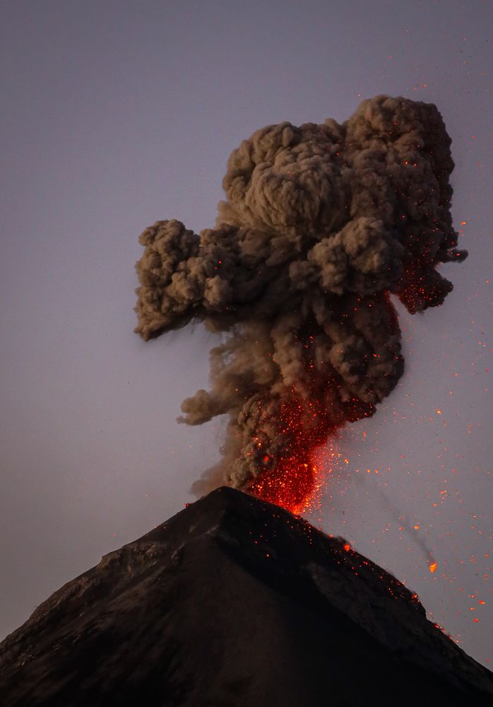 erupsi gunung api