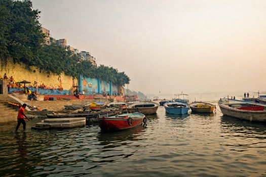 Dawn Ganges boat with a priest — Varanasi