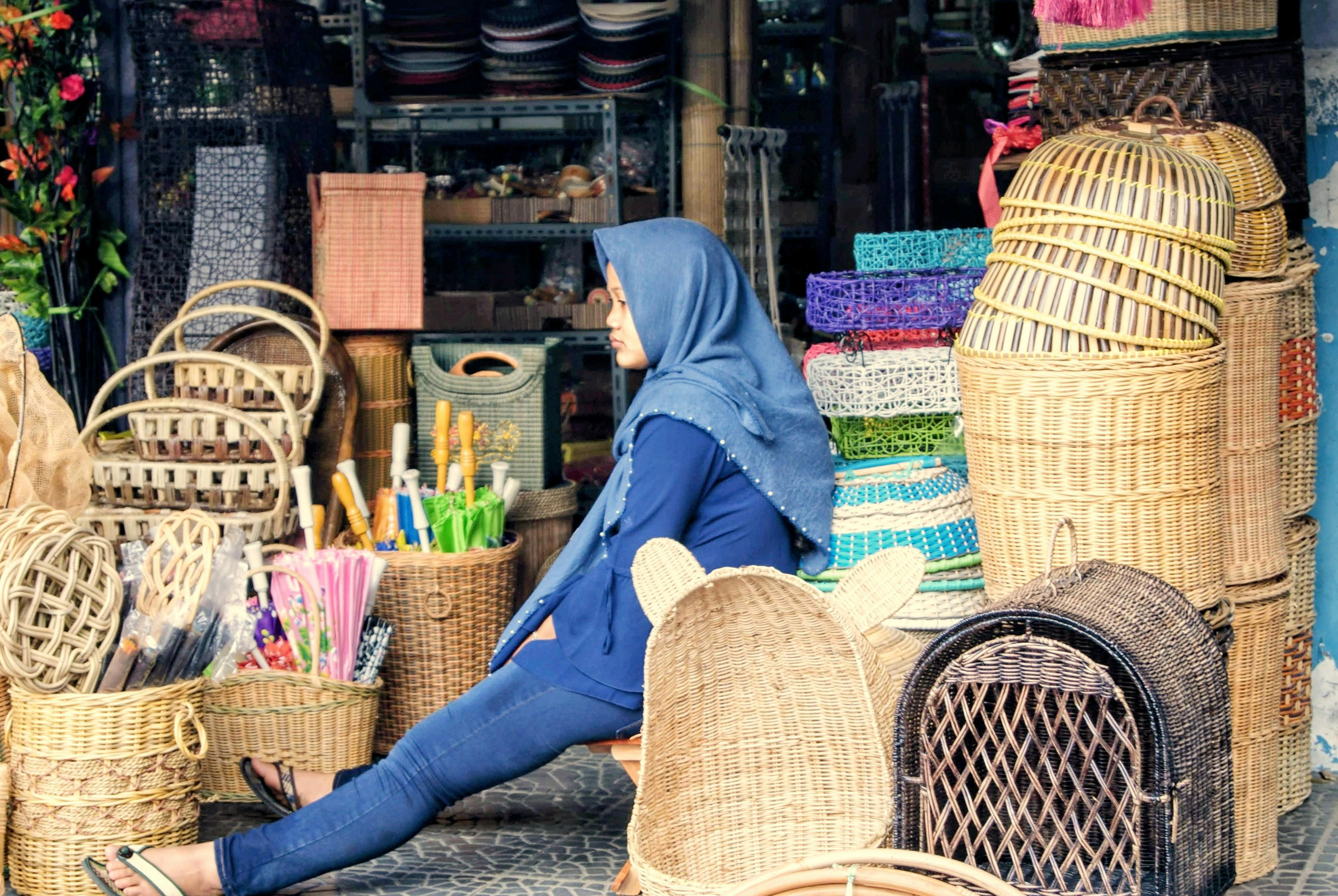 Amazon Alternatives: 21 Places to Shop Online Other Than Amazon — Photo by Ruyat Supriazi on Pexels