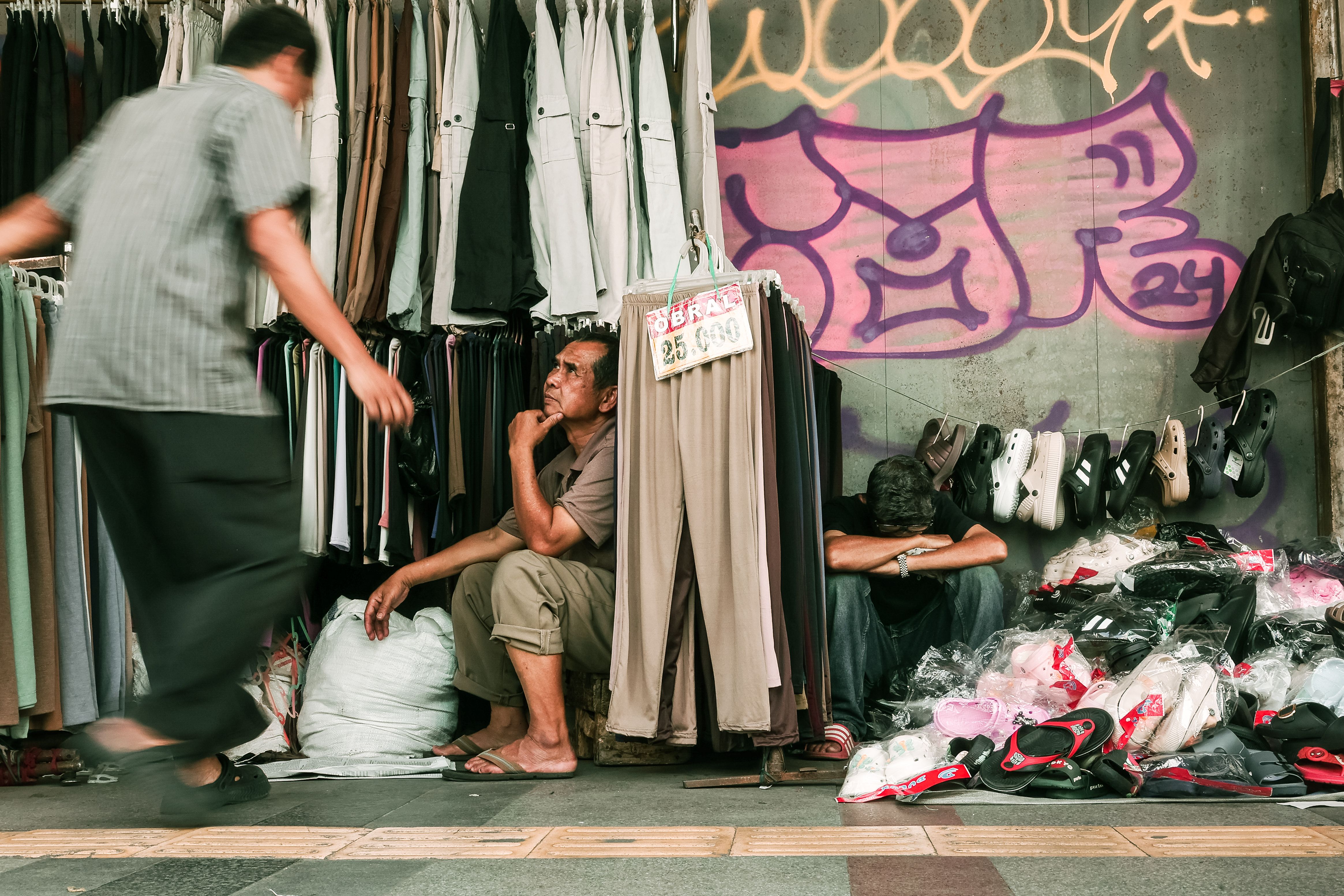 Understanding the use of AI among small businesses — Photo by Bezalens JGP on Pexels