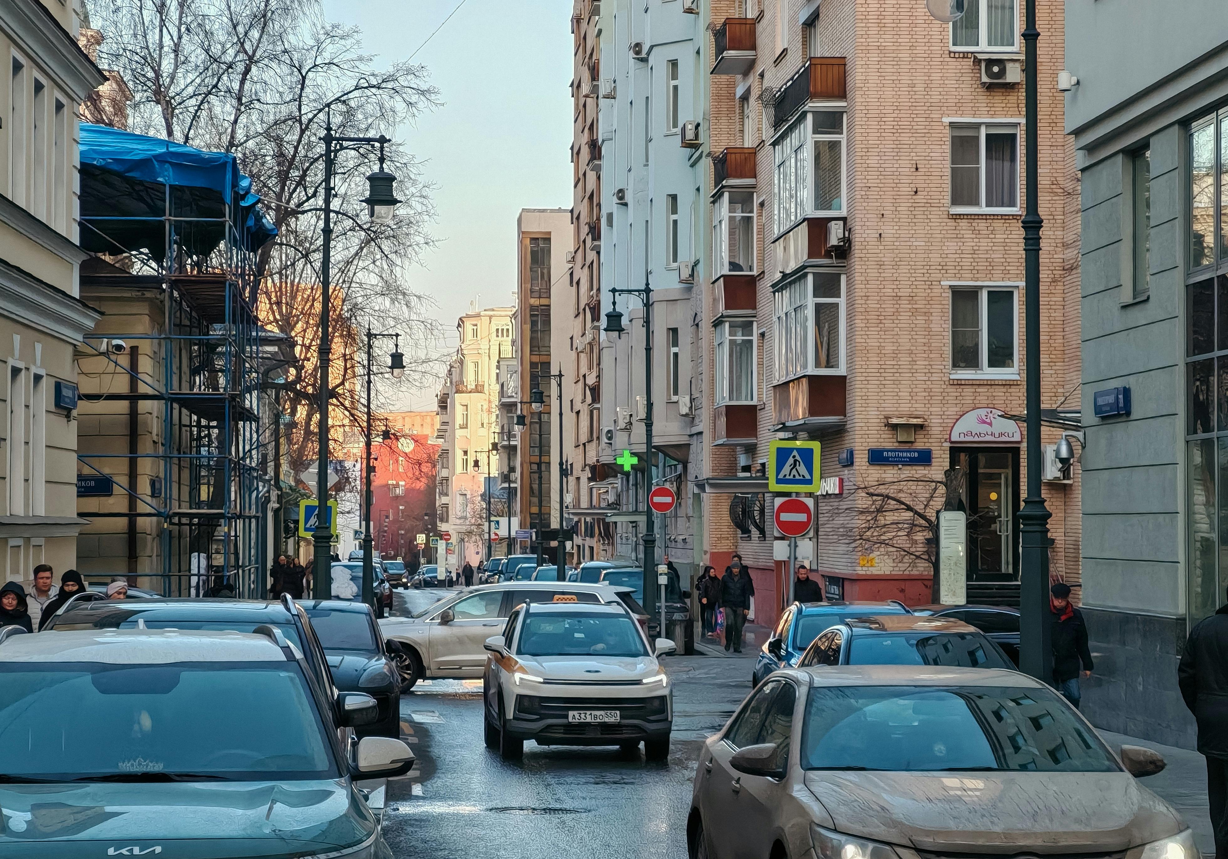 The Moscow Oblast School Stabbing: Digital Rehearsal, Gaming Communities, and Youth Pathways to Violence — Photo by Kirill  M