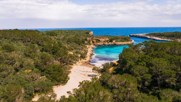 Summer flights from Eindhoven from €62: Ibiza, Mallorca or Costa Dorada