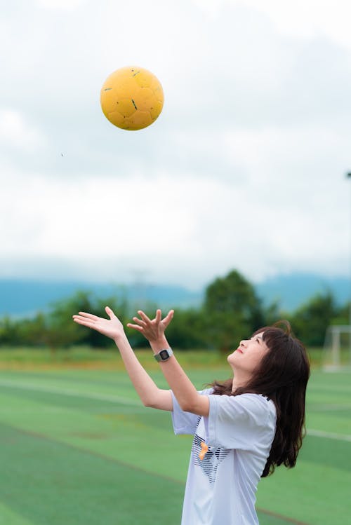 Free stock photo of asian, asian girl, ball