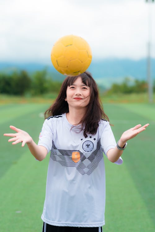 Free stock photo of asian, asian girl, ball