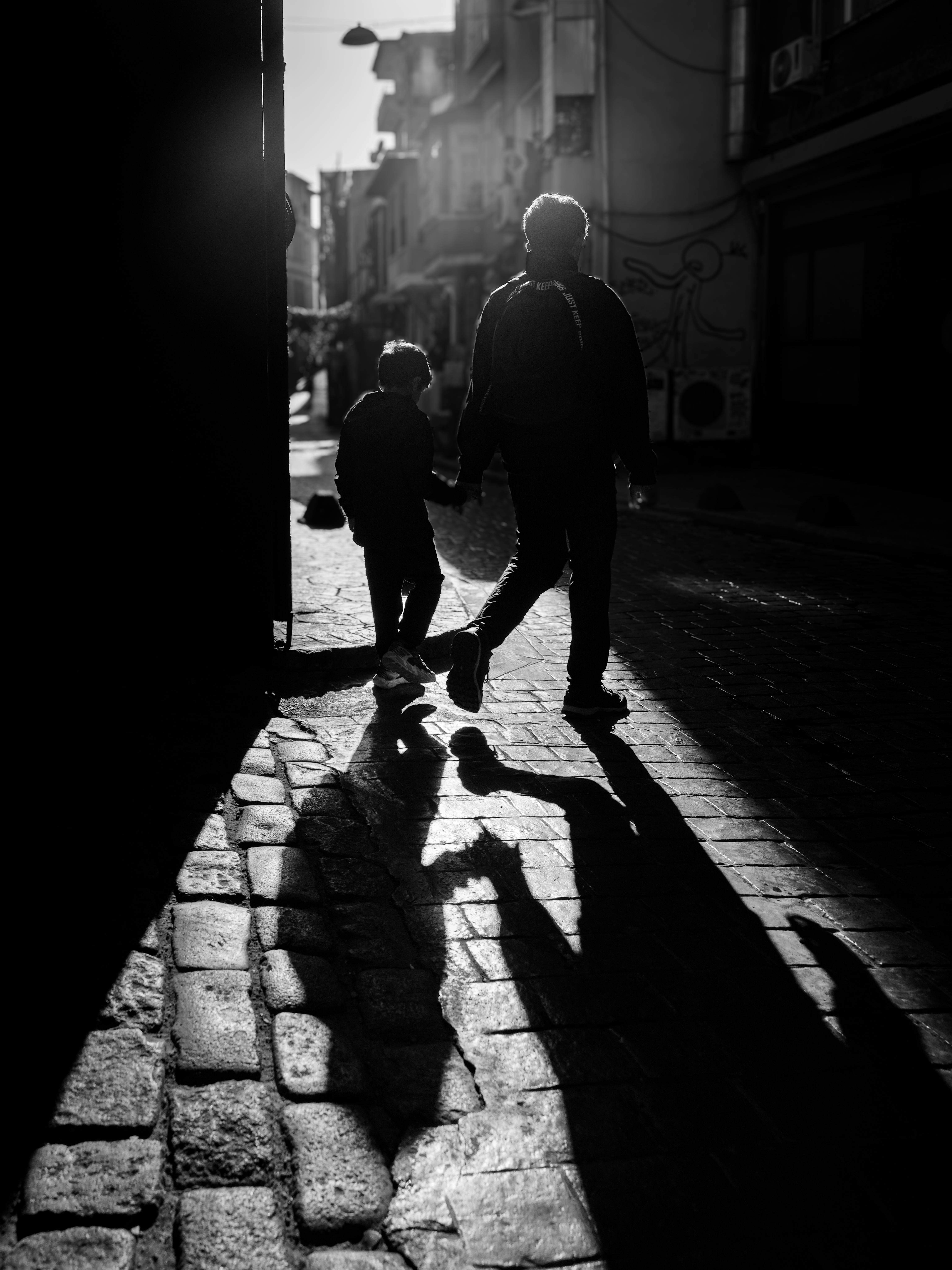 Gratis Immagine gratuita di arte di strada, artistico, bambino e adulto Foto a disposizione