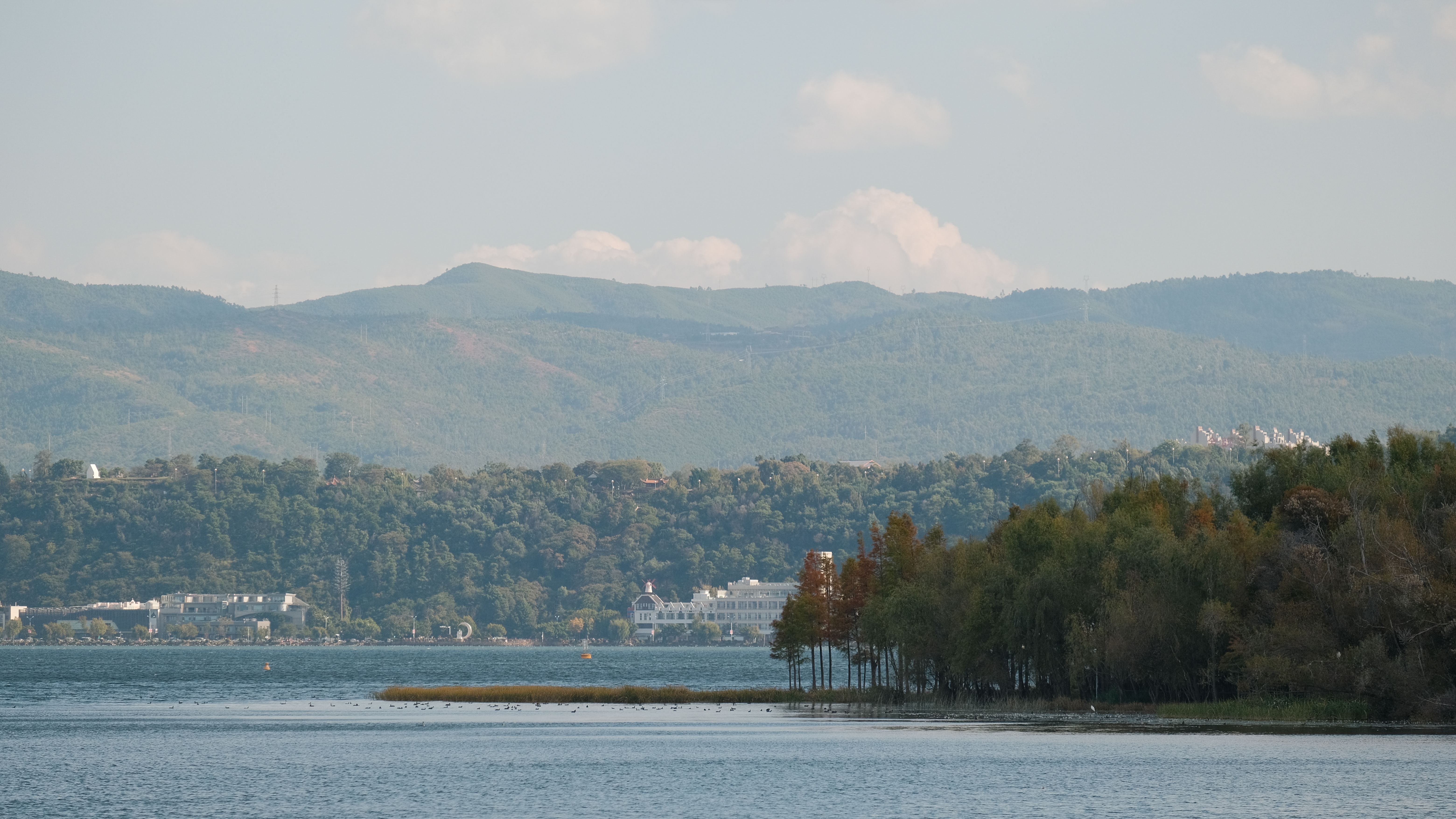 Dali Cangshan Mountain & Erhai Lake Guide: Beyond the Old Town in 2026