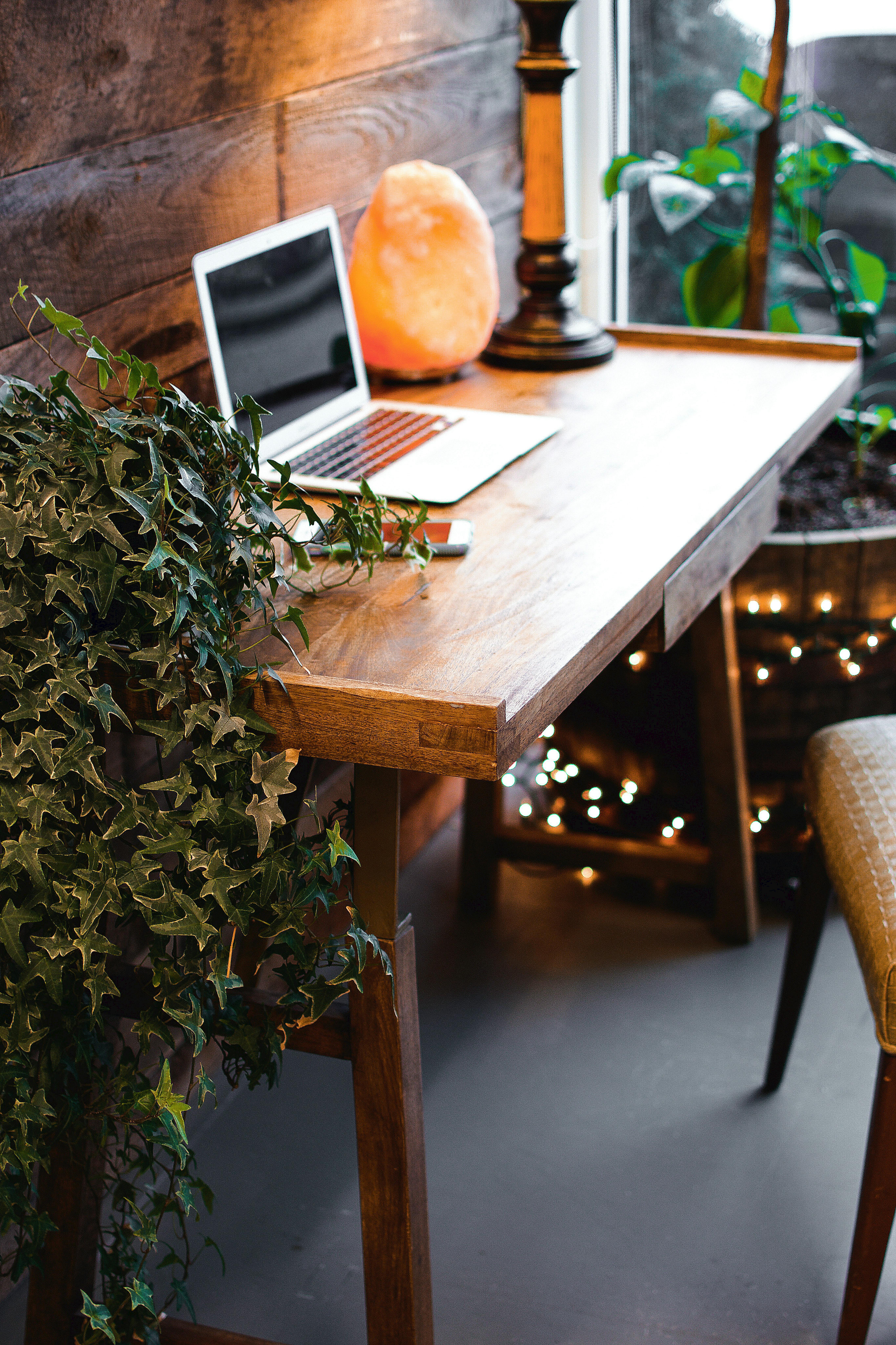  Creating the Ideal Home Office for Maximum Productivity